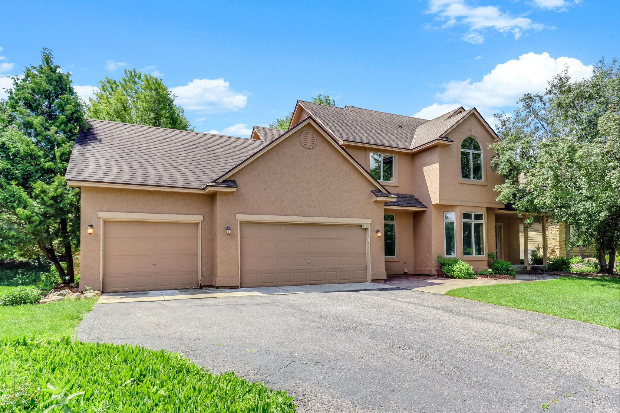 View of Residential at 2413 Bridle Creek Trail, Chanhassen MN 55317, Chanhassen (3 of 46) - Mike Wilen | Minnesota Team Real Estate