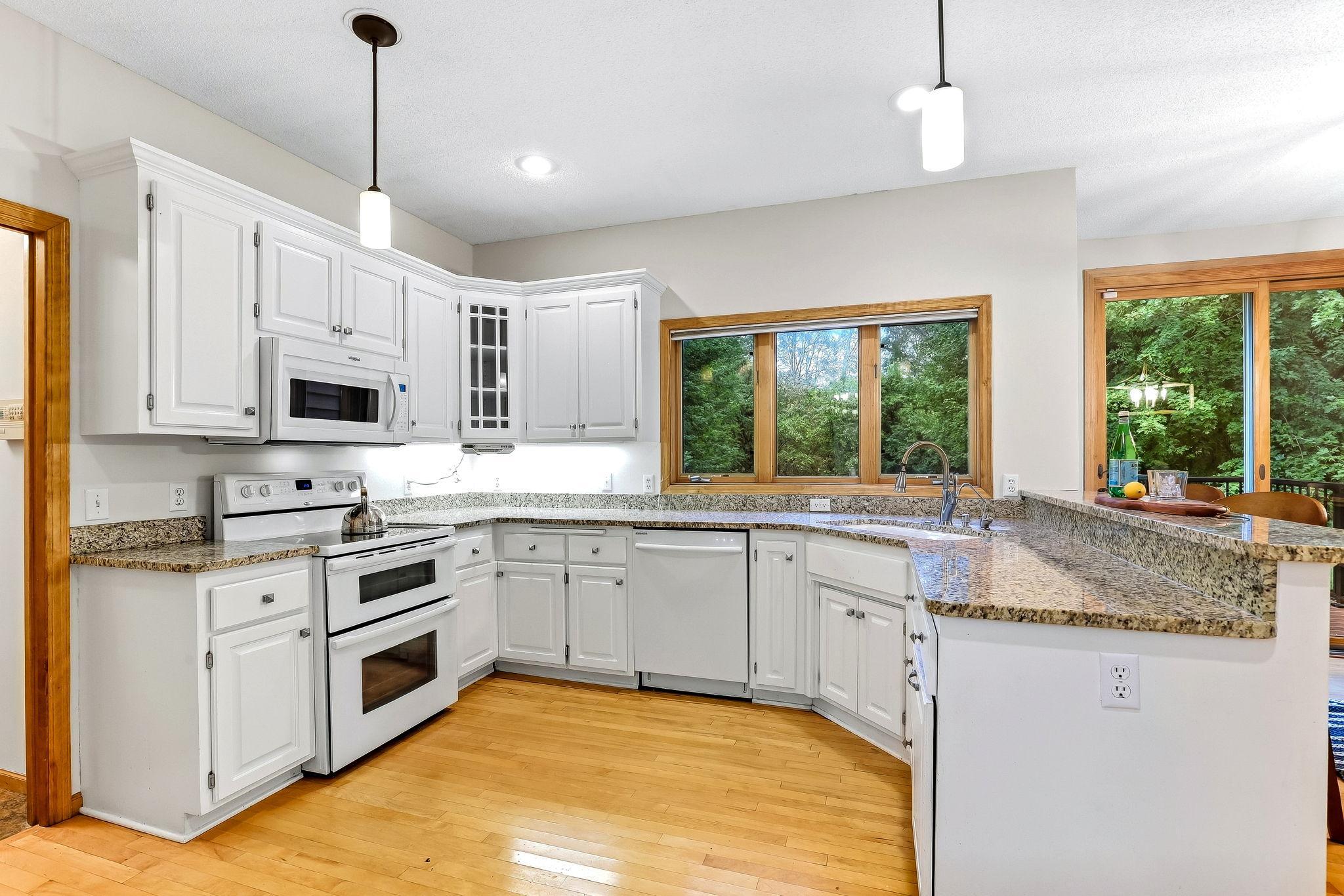 View of Residential at 2413 Bridle Creek Trail, Chanhassen MN 55317, Chanhassen (8 of 46) - Mike Wilen | Minnesota Team Real Estate
