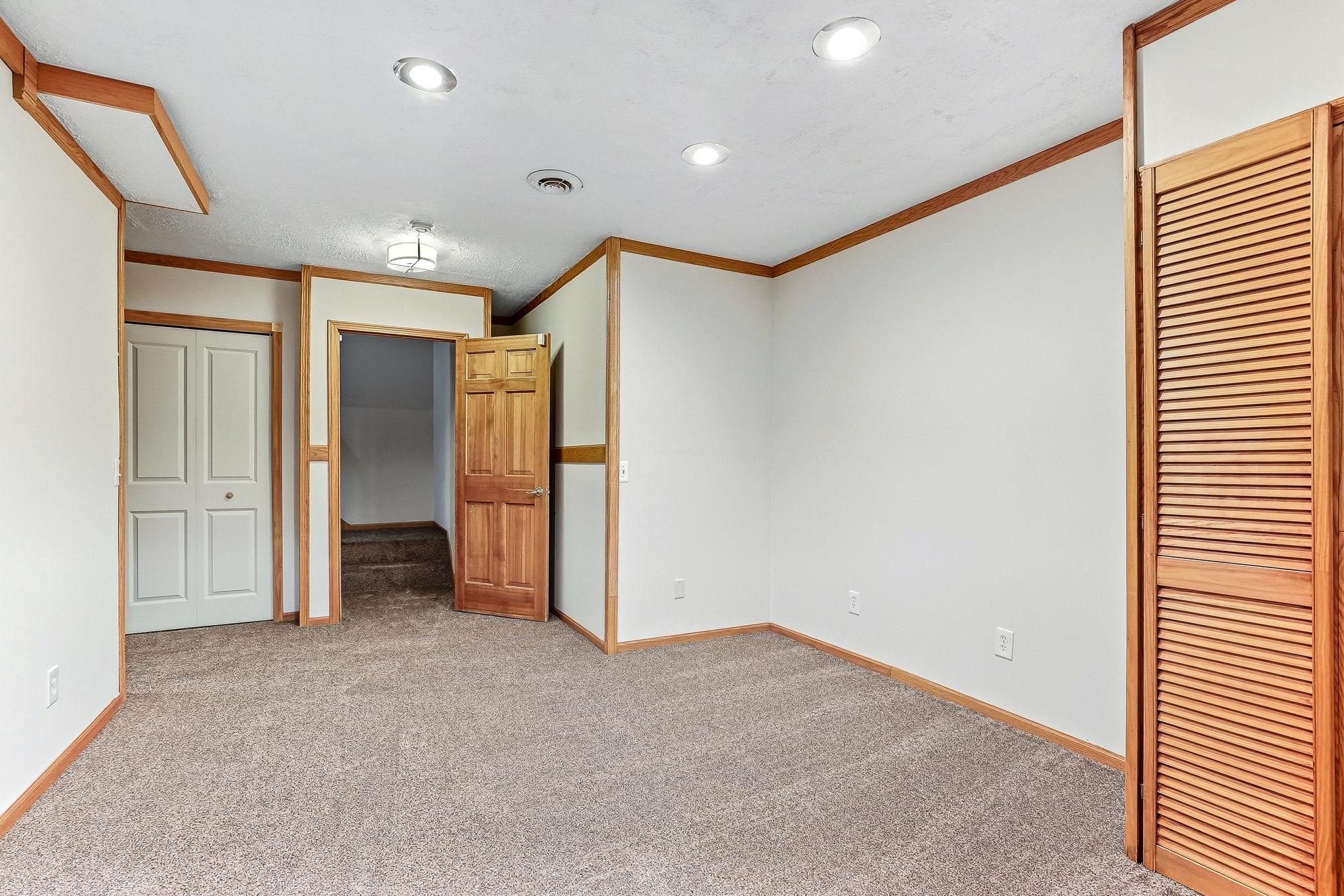 View of Residential at 2413 Bridle Creek Trail, Chanhassen MN 55317, Chanhassen (36 of 46) - Mike Wilen | Minnesota Team Real Estate