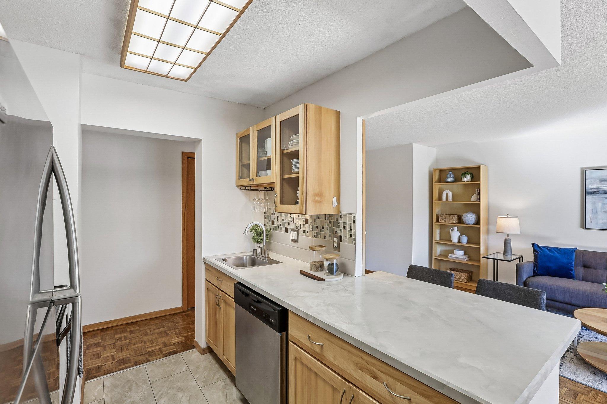 View of Residential at 410 Groveland Avenue #305, Minneapolis MN 55403, Minneapolis (9 of 40) - Mike Wilen | Minnesota Team Real Estate