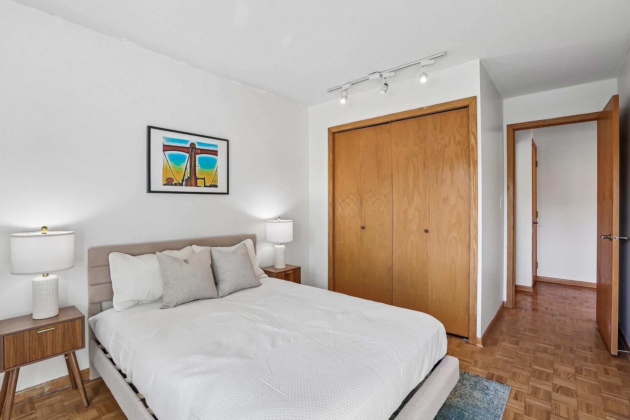 View of Residential at 410 Groveland Avenue #305, Minneapolis MN 55403, Minneapolis (17 of 40) - Mike Wilen | Minnesota Team Real Estate