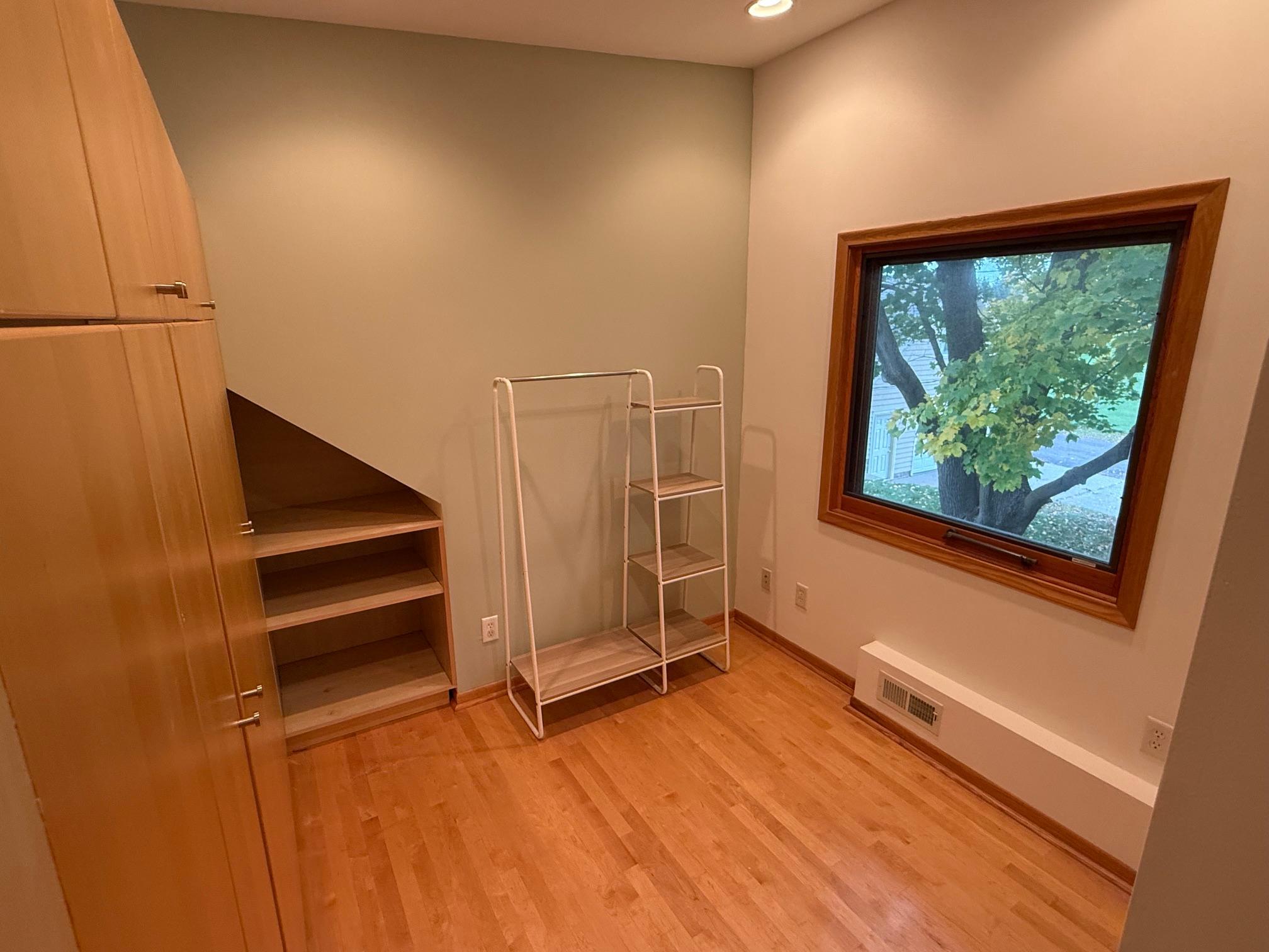 View of Residential at 1411 Hartford Avenue, Saint Paul MN 55116, Saint Paul (8 of 11) - Mike Wilen | Minnesota Team Real Estate