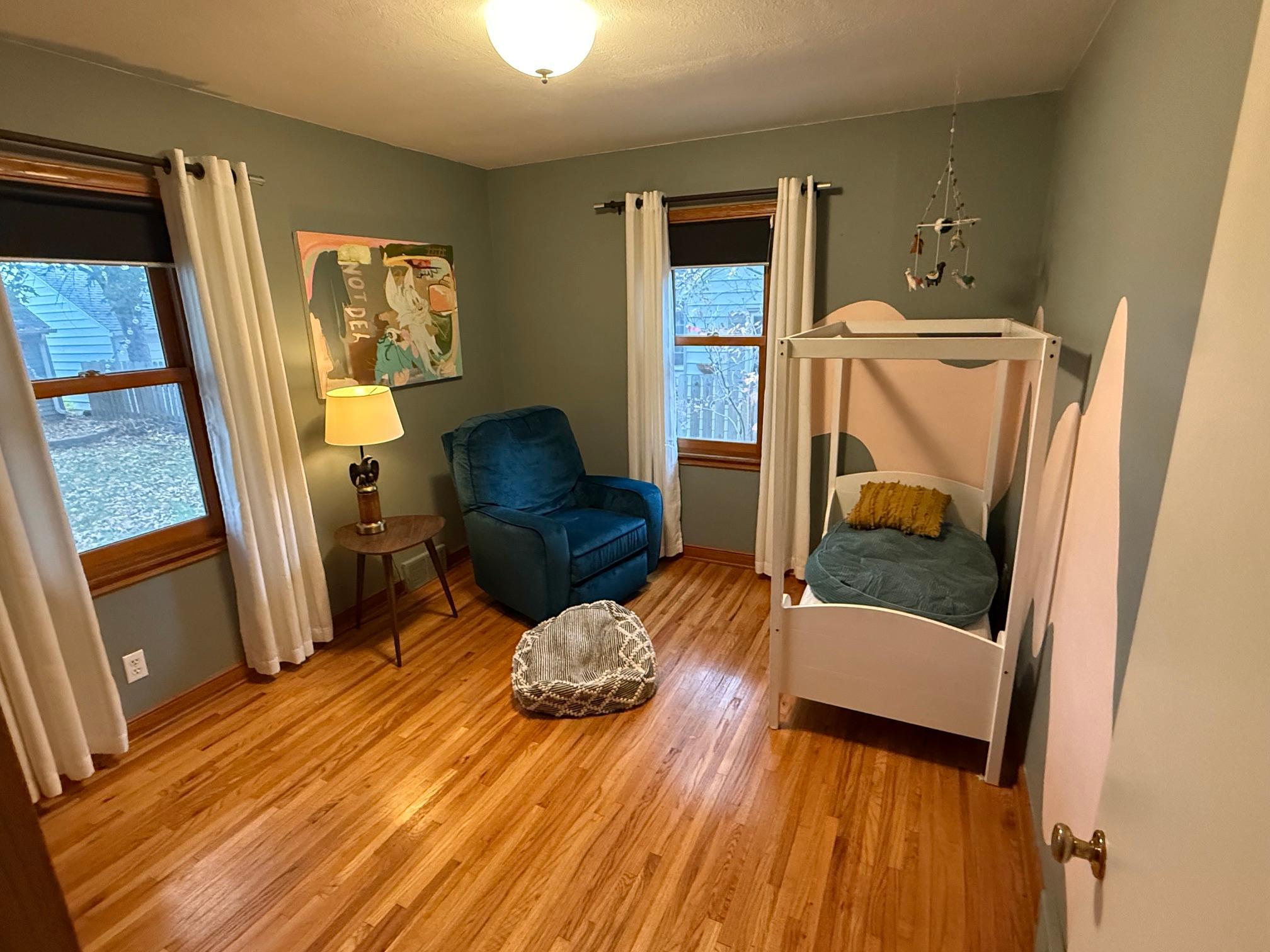View of Residential at 1411 Hartford Avenue, Saint Paul MN 55116, Saint Paul (4 of 11) - Mike Wilen | Minnesota Team Real Estate