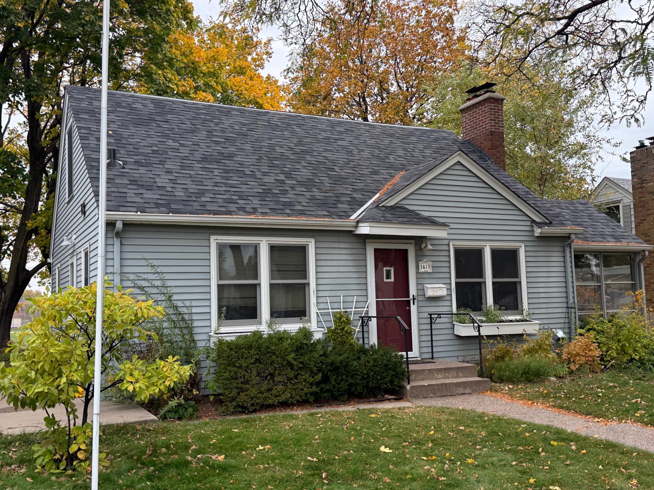 View of Residential at 1411 Hartford Avenue, Saint Paul MN 55116, Saint Paul (2 of 11) - Mike Wilen | Minnesota Team Real Estate