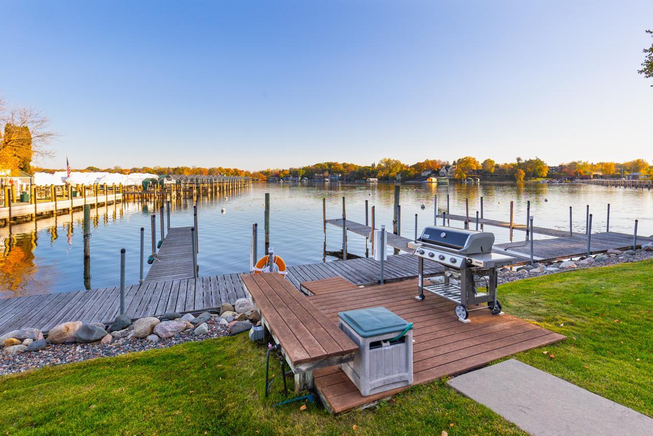 View of Residential at 21957 Minnetonka Boulevard #17, Excelsior MN 55331, Excelsior (42 of 47) - Mike Wilen | Minnesota Team Real Estate