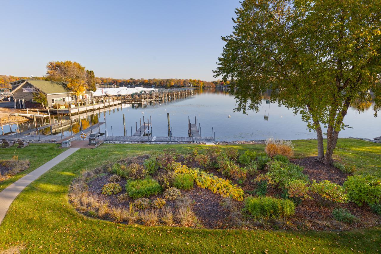 View of Residential at 21957 Minnetonka Boulevard #17, Excelsior MN 55331, Excelsior (40 of 47) - Mike Wilen | Minnesota Team Real Estate