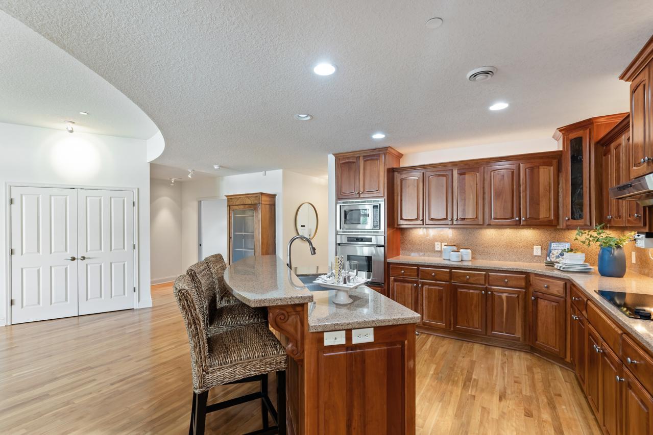 View of Residential at 21957 Minnetonka Boulevard #17, Excelsior MN 55331, Excelsior (21 of 47) - Mike Wilen | Minnesota Team Real Estate