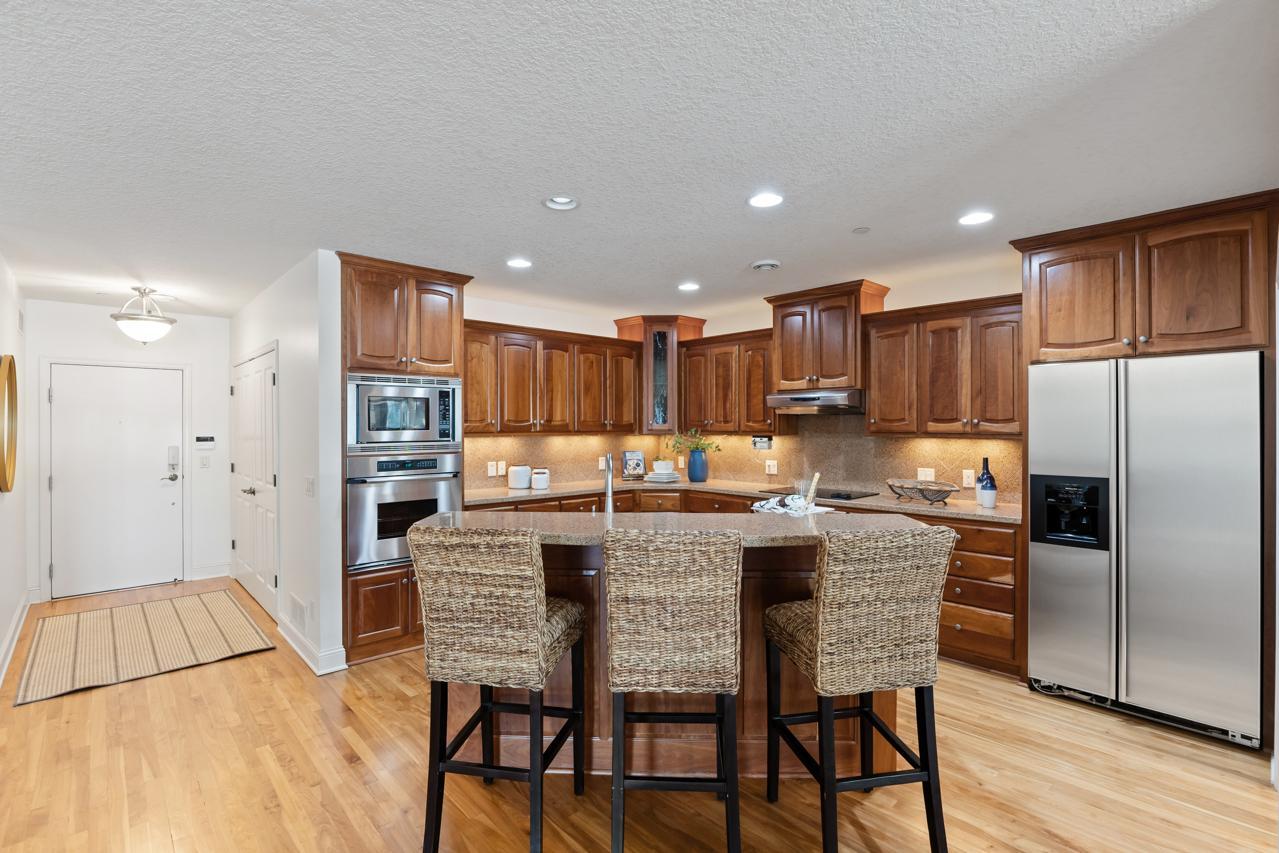 View of Residential at 21957 Minnetonka Boulevard #17, Excelsior MN 55331, Excelsior (20 of 47) - Mike Wilen | Minnesota Team Real Estate