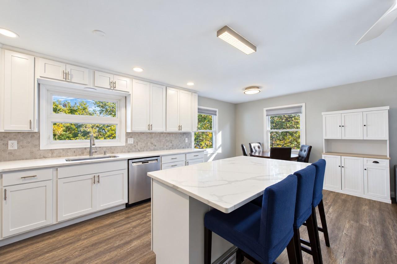 View of Residential at 933 Island Lake Avenue, Shoreview MN 55126, Shoreview (8 of 30) - Mike Wilen | Minnesota Team Real Estate