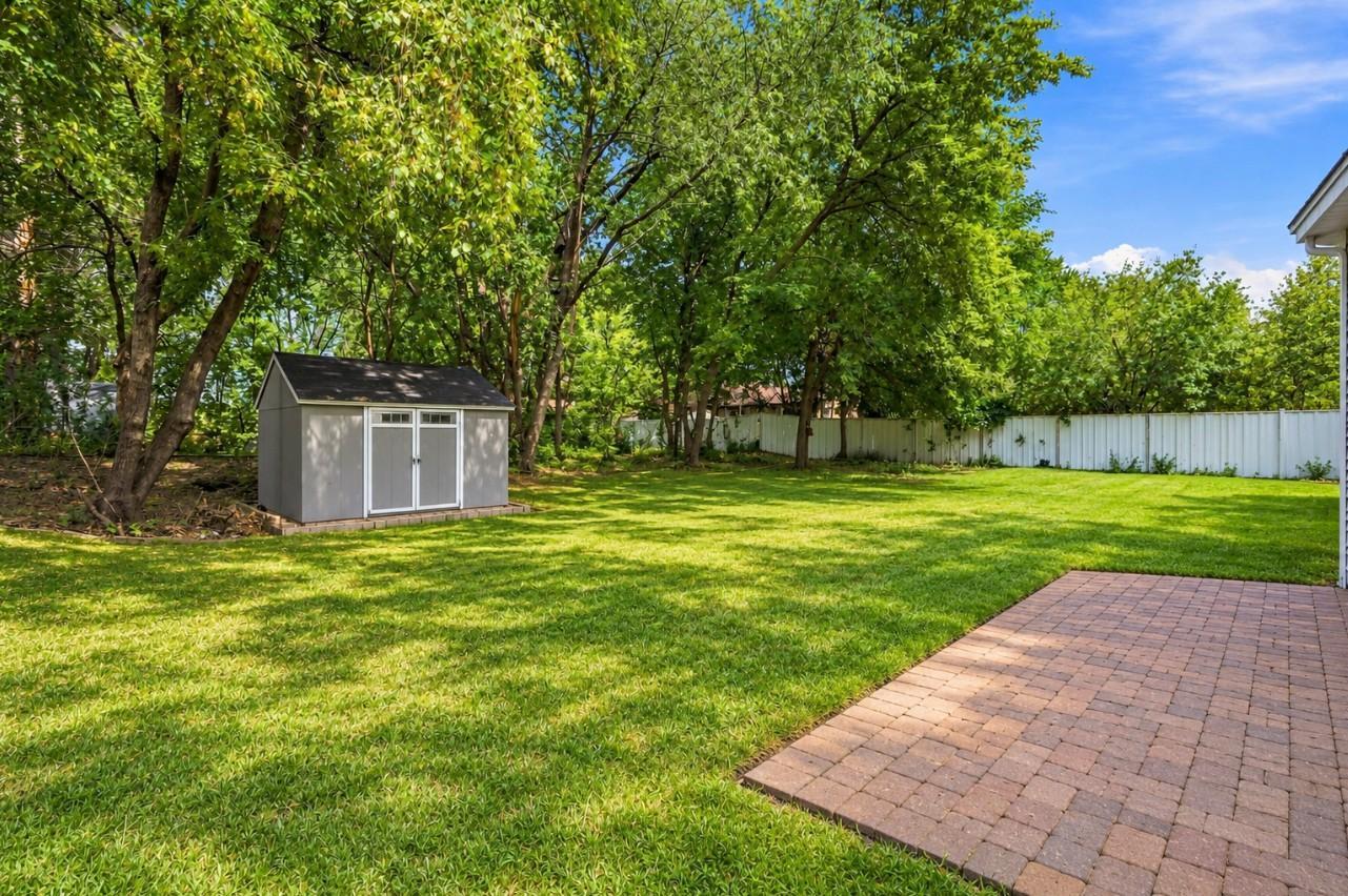 View of Residential at 933 Island Lake Avenue, Shoreview MN 55126, Shoreview (25 of 30) - Mike Wilen | Minnesota Team Real Estate