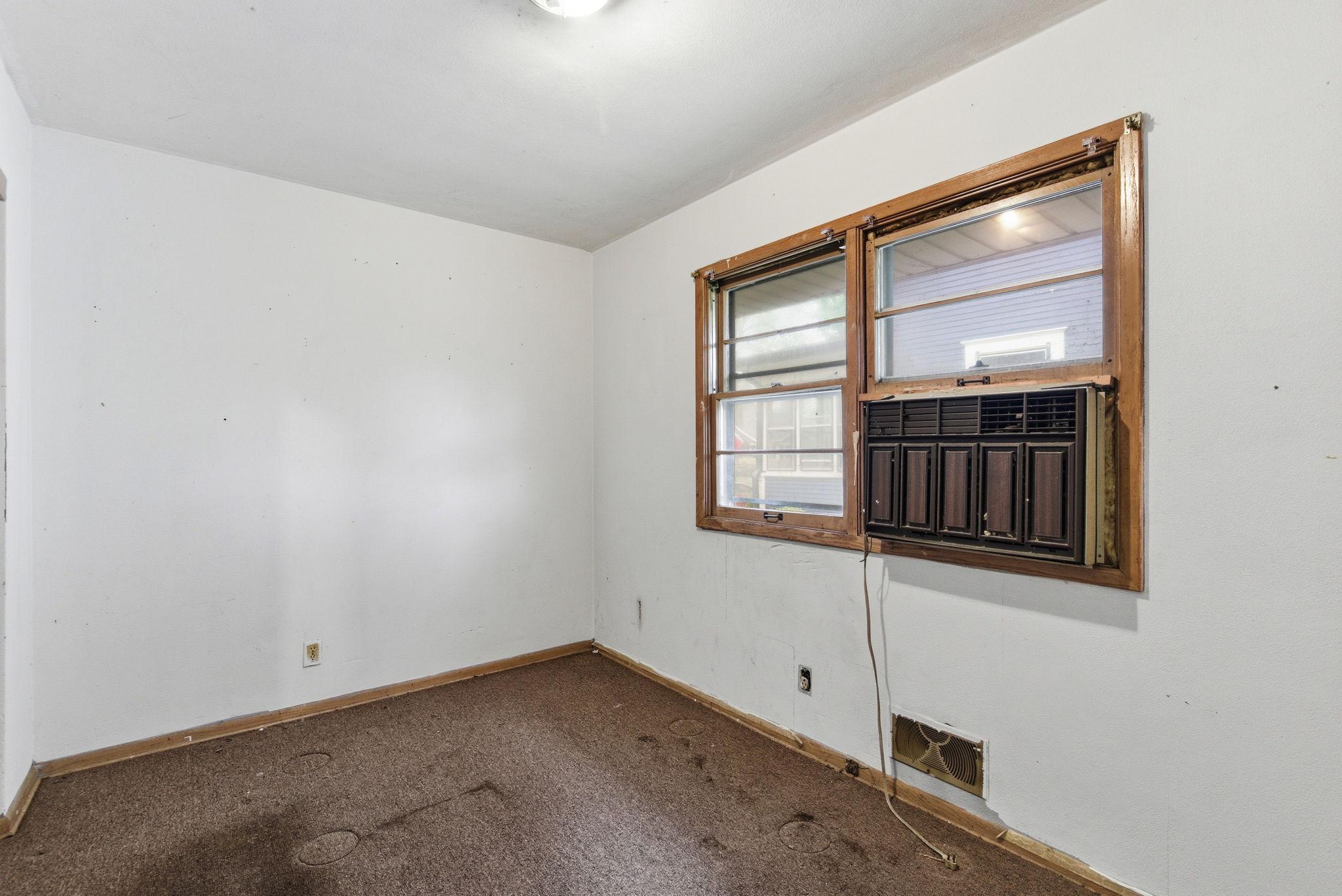 View of Residential at 1259 Laurel Avenue, Saint Paul MN 55104, Saint Paul (12 of 29) - Mike Wilen | Minnesota Team Real Estate