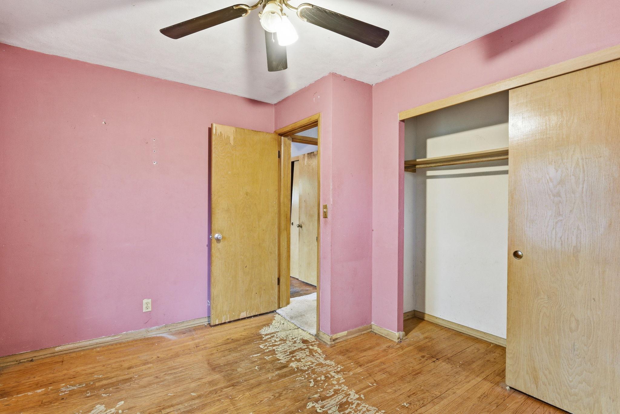 View of Residential at 1259 Laurel Avenue, Saint Paul MN 55104, Saint Paul (15 of 29) - Mike Wilen | Minnesota Team Real Estate