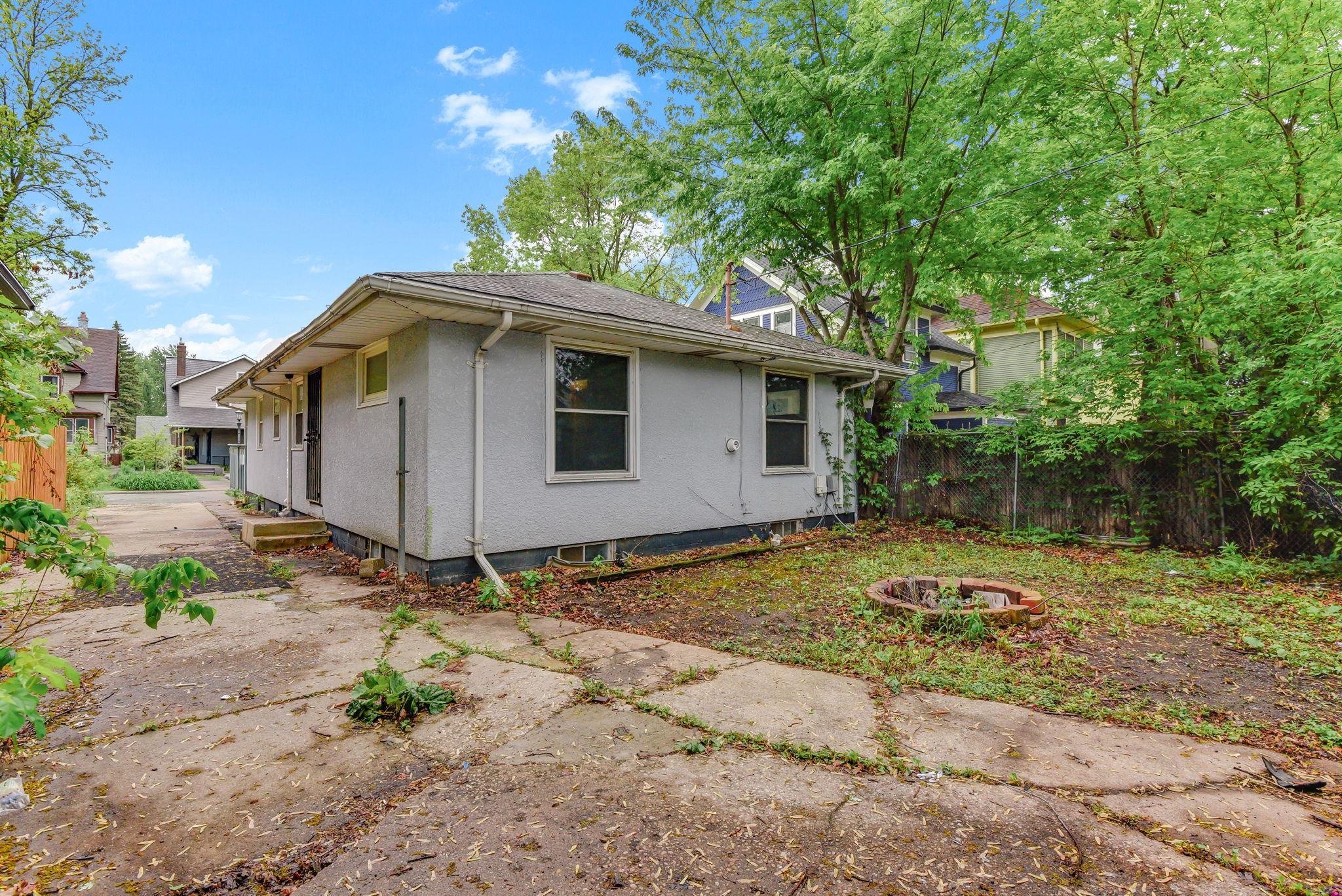 View of Residential at 1259 Laurel Avenue, Saint Paul MN 55104, Saint Paul (22 of 29) - Mike Wilen | Minnesota Team Real Estate