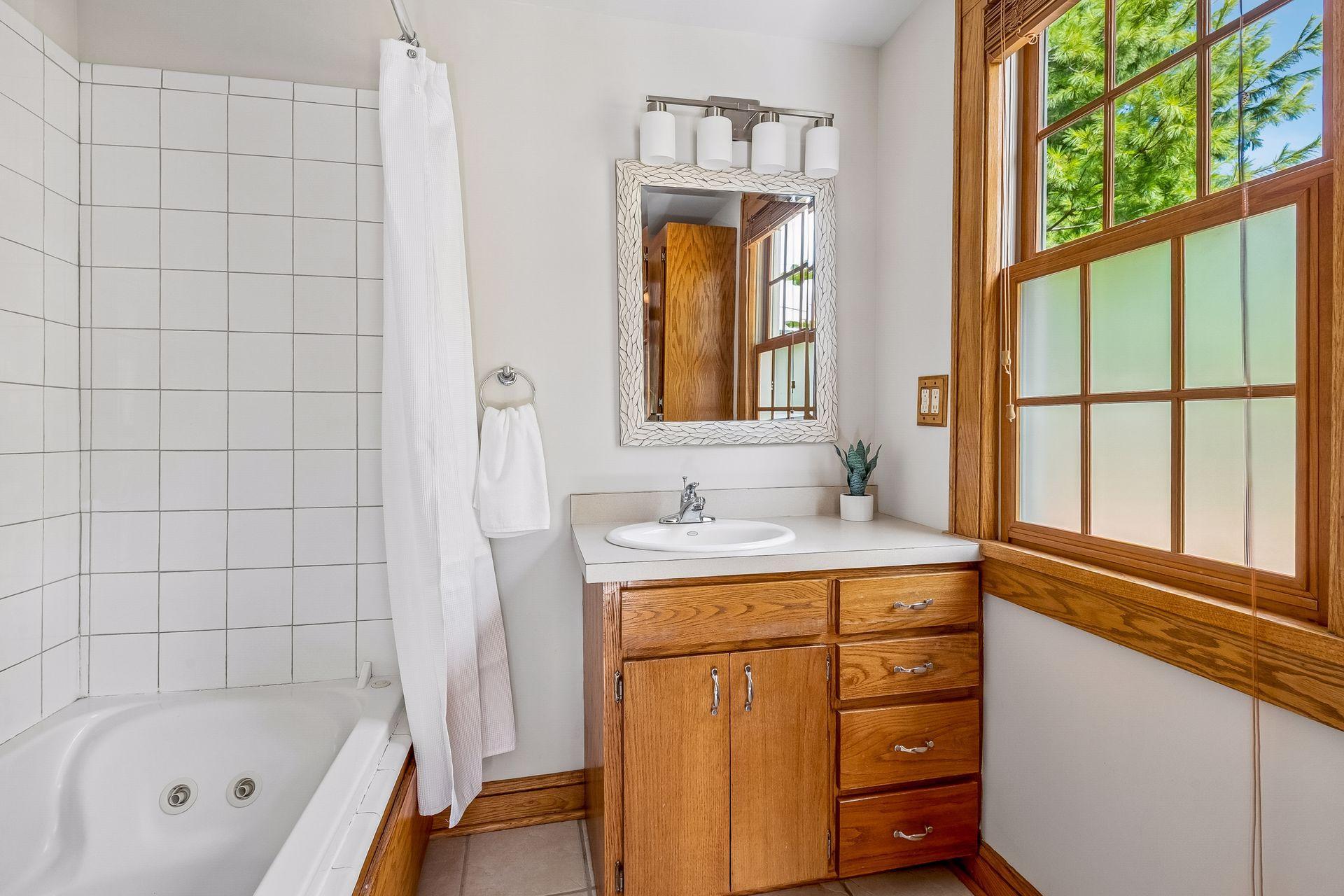 View of Residential at 4357 30th Avenue, Minneapolis MN 55406, Minneapolis (14 of 58) - Mike Wilen | Minnesota Team Real Estate