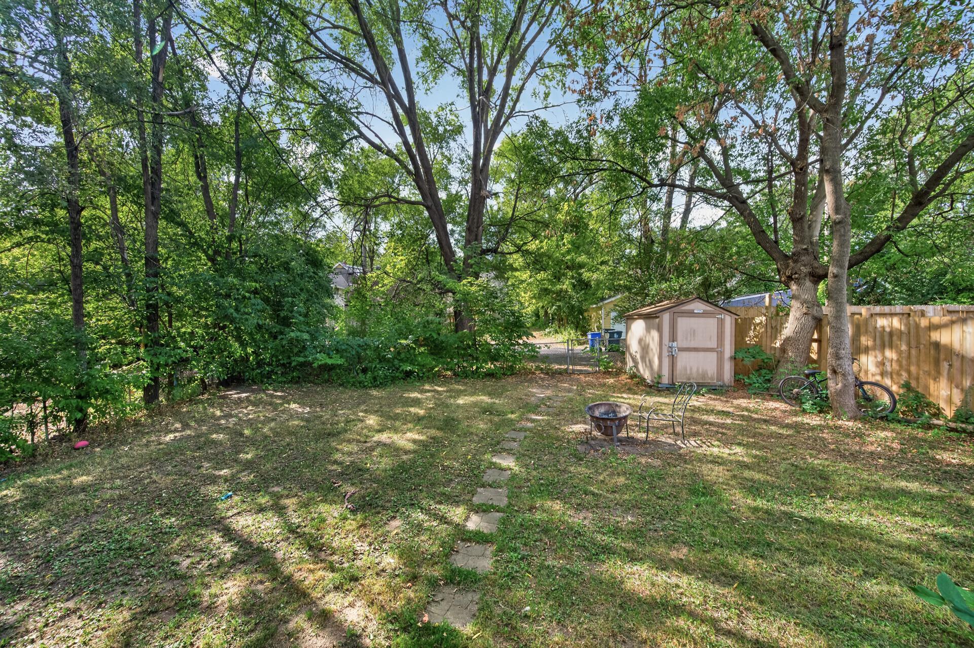 View of Residential at 1076 Ross Avenue, Saint Paul MN 55106, Saint Paul (23 of 27) - Mike Wilen | Minnesota Team Real Estate