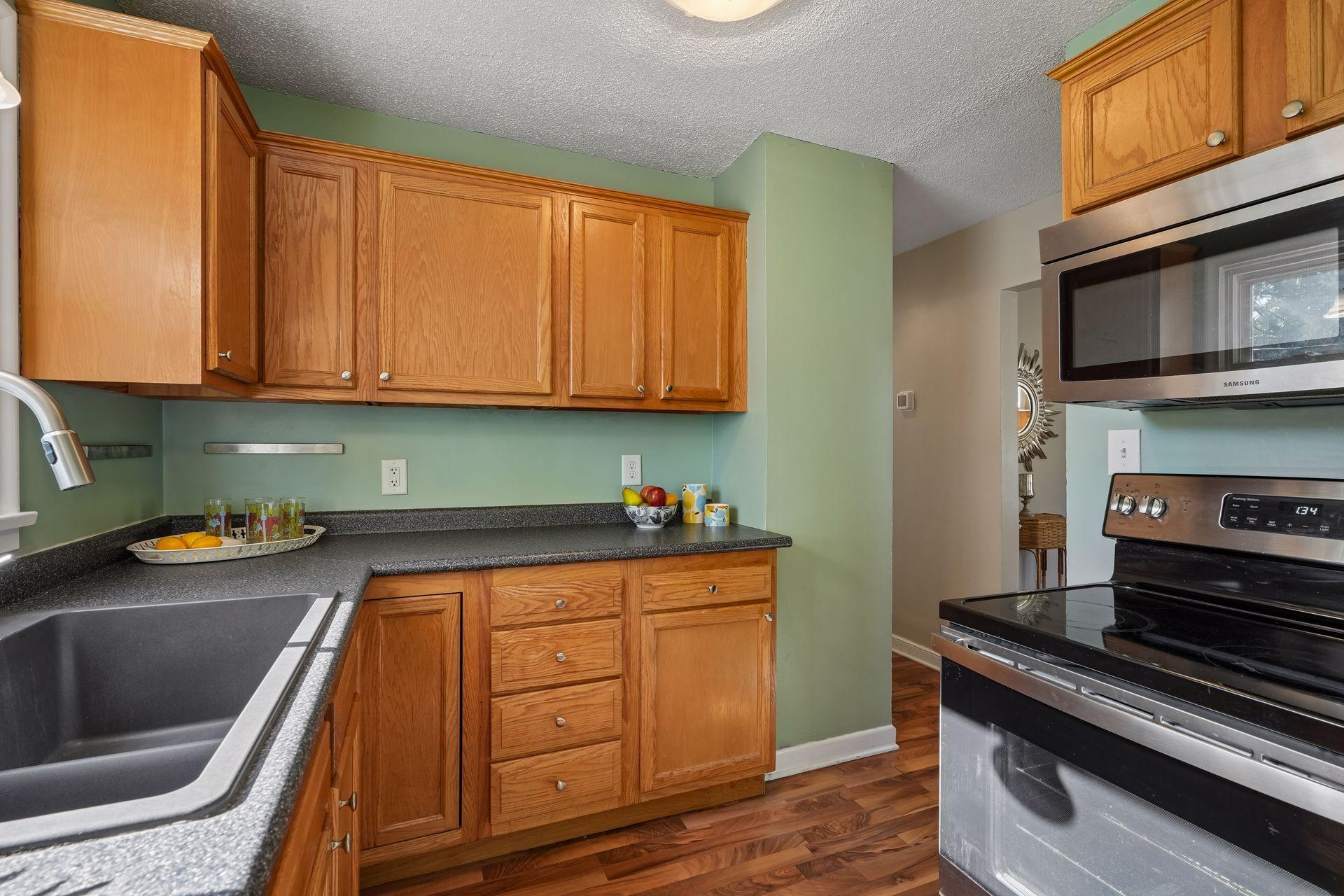 View of Residential at 180 Westchester Drive, West Saint Paul MN 55118, West Saint Paul (9 of 67) - Mike Wilen | Minnesota Team Real Estate