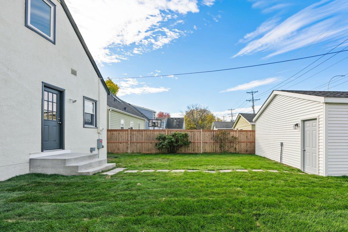 View of Residential at 4220 Utica Avenue, Saint Louis Park MN 55416, Saint Louis Park (57 of 64) - Mike Wilen | Minnesota Team Real Estate