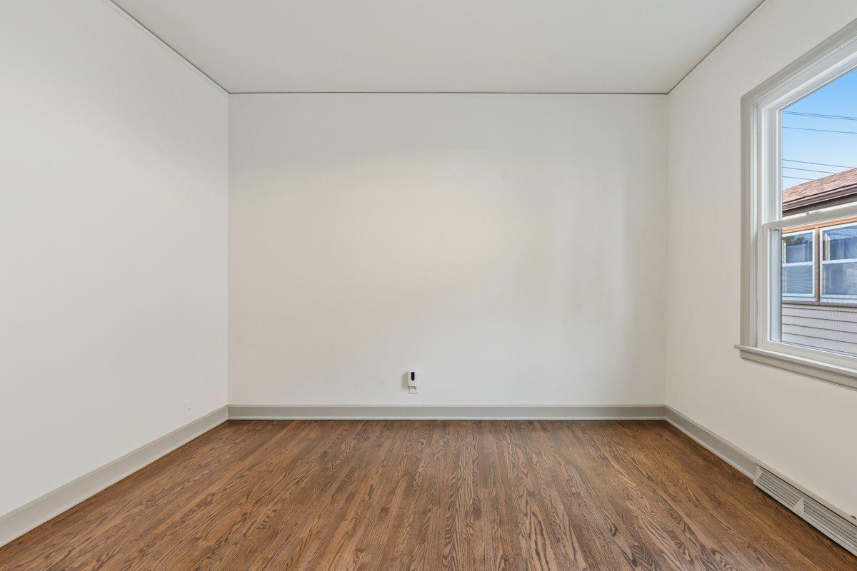 View of Residential at 4220 Utica Avenue, Saint Louis Park MN 55416, Saint Louis Park (37 of 64) - Mike Wilen | Minnesota Team Real Estate