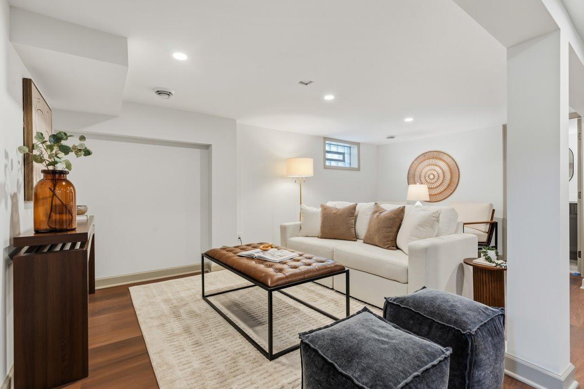 View of Residential at 4220 Utica Avenue, Saint Louis Park MN 55416, Saint Louis Park (43 of 64) - Mike Wilen | Minnesota Team Real Estate