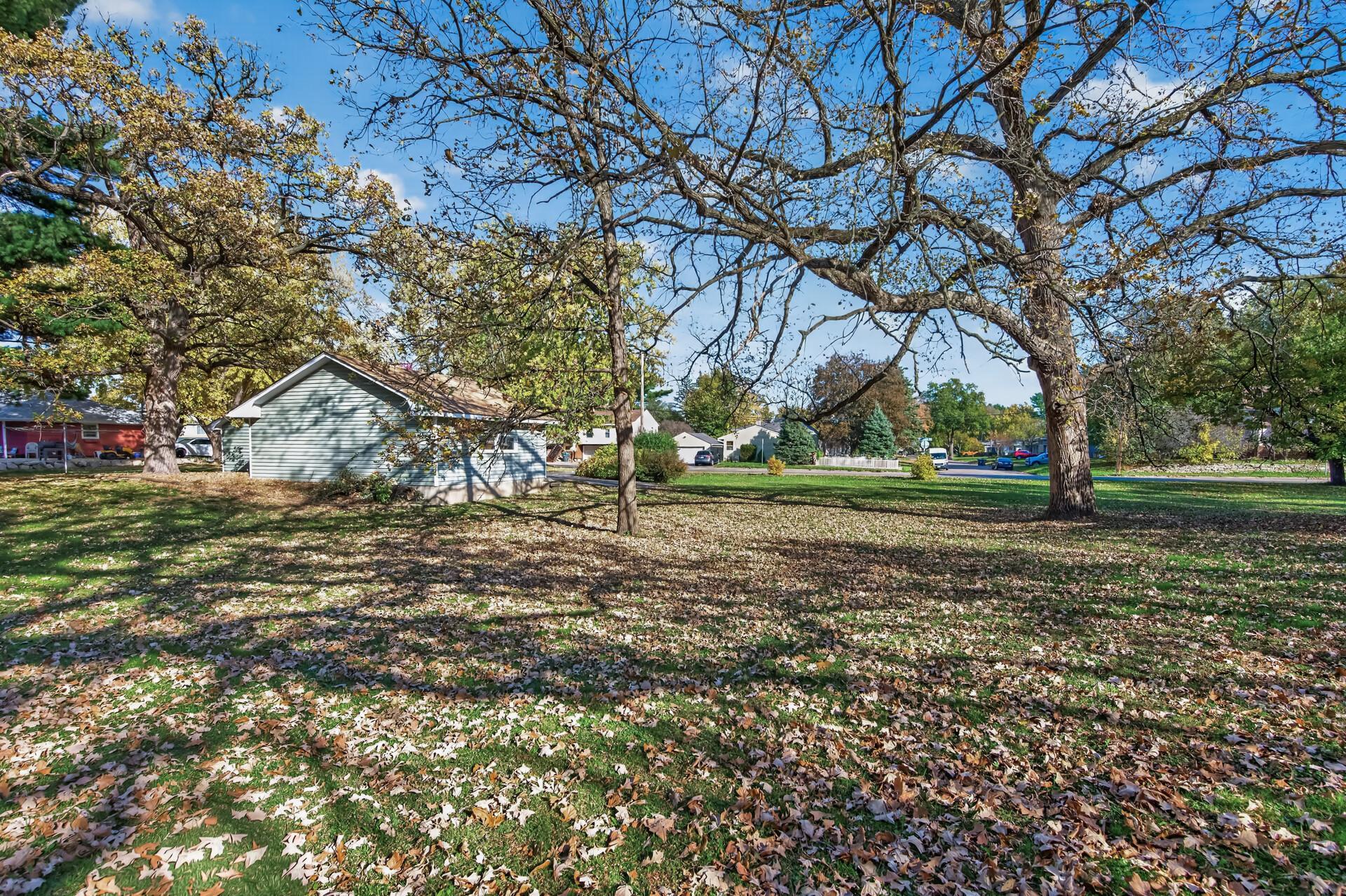View of Residential at 2621 Mcknight Road, North Saint Paul MN 55109, North Saint Paul (30 of 30) - Mike Wilen | Minnesota Team Real Estate