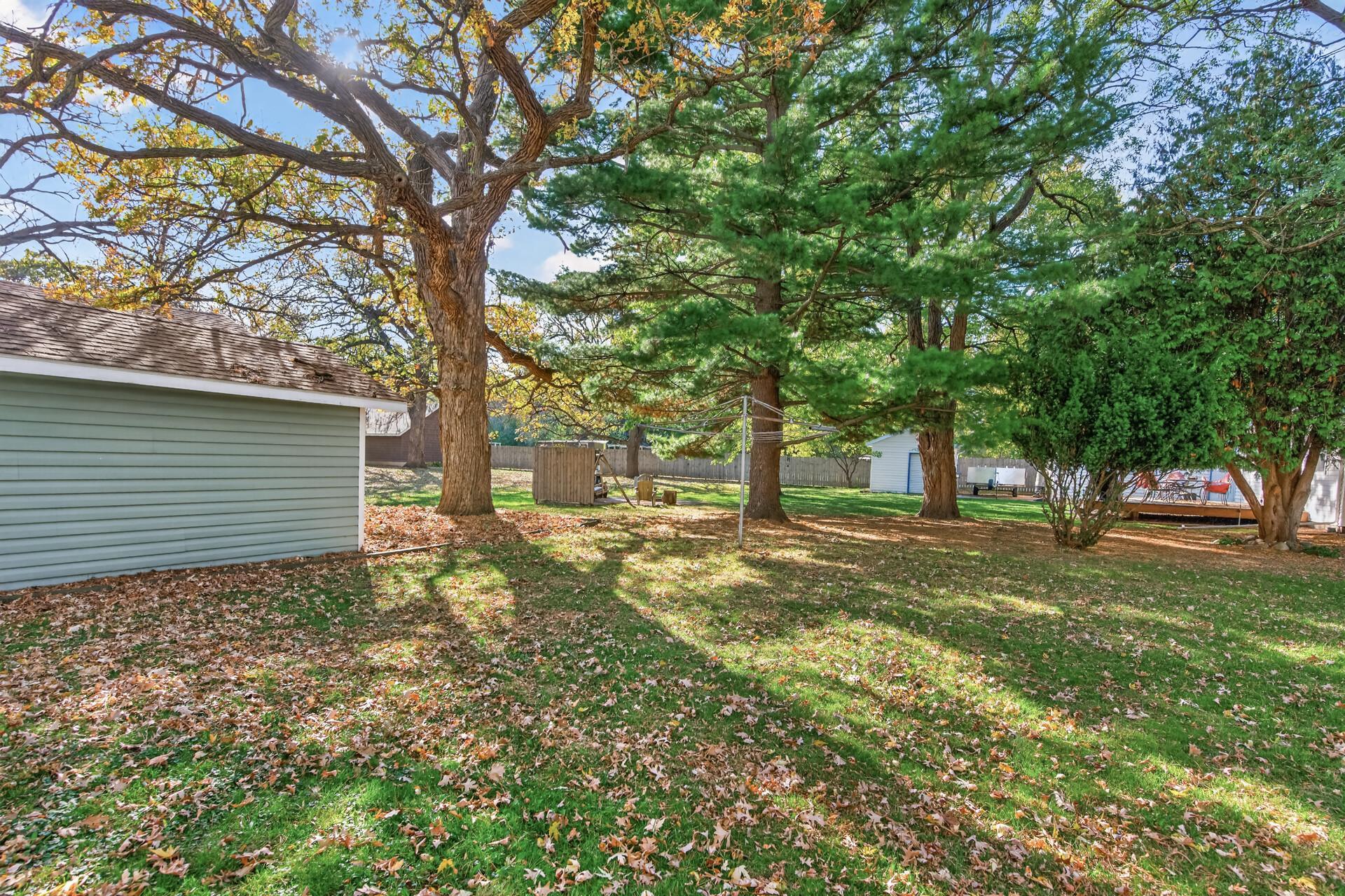 View of Residential at 2621 Mcknight Road, North Saint Paul MN 55109, North Saint Paul (27 of 30) - Mike Wilen | Minnesota Team Real Estate