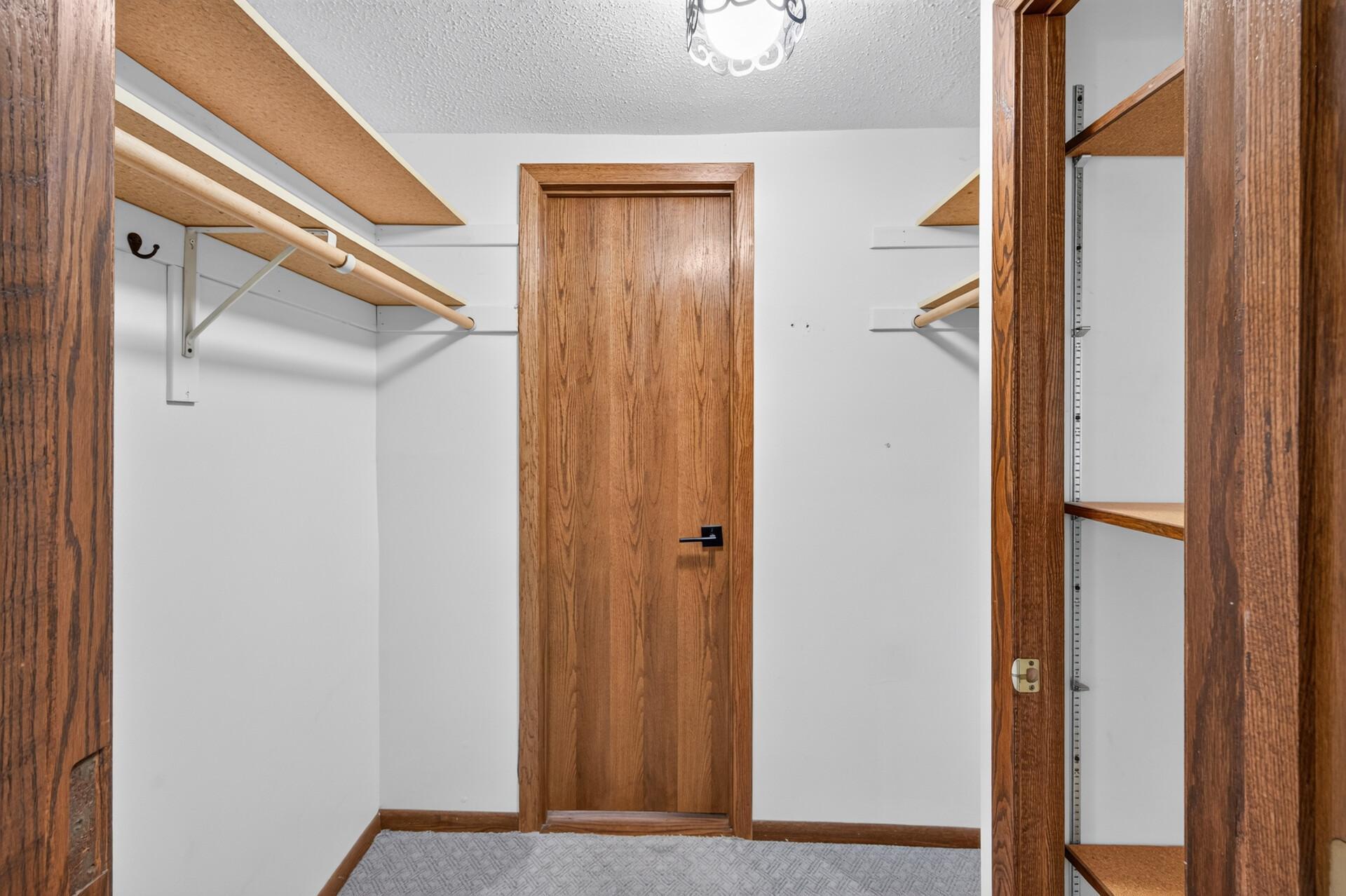 View of Residential at 2621 Mcknight Road, North Saint Paul MN 55109, North Saint Paul (21 of 30) - Mike Wilen | Minnesota Team Real Estate