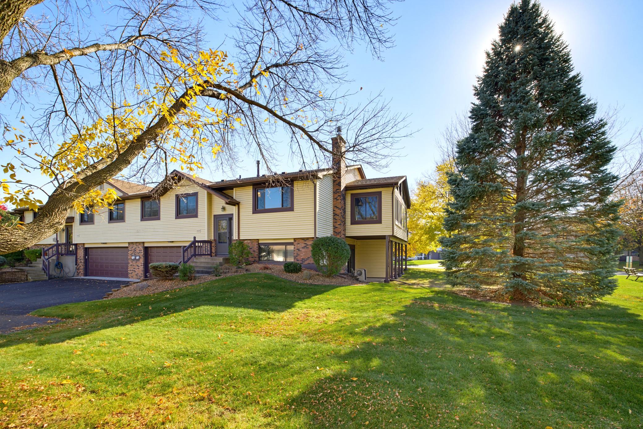 View of Townhome at 5593 Donegal Drive, Shoreview - Mike Wilen | Minnesota Team Real Estate