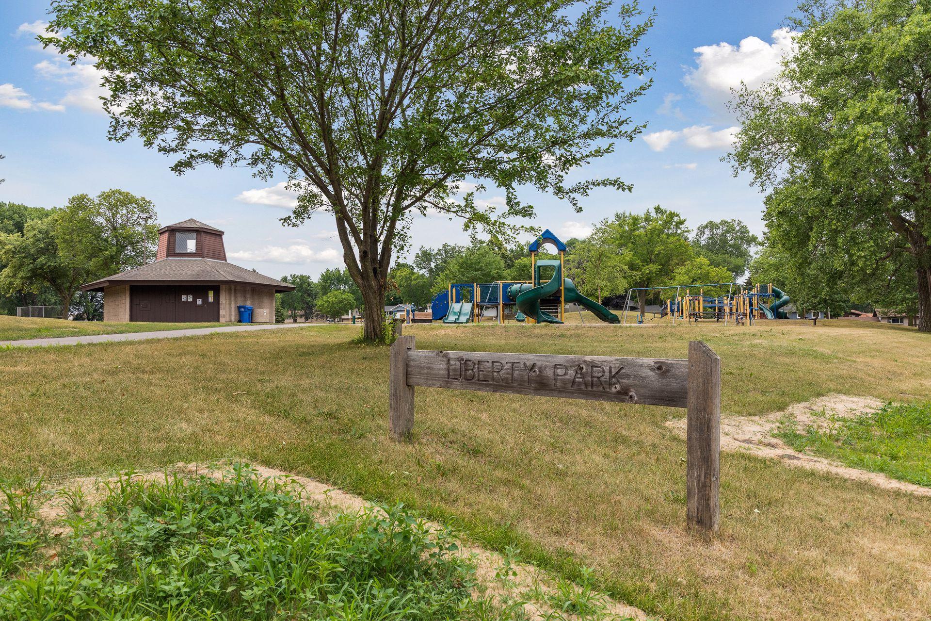 View of Residential at 6533 Wyoming Avenue, Brooklyn Park MN 55428, Brooklyn Park (65 of 70) - Mike Wilen | Minnesota Team Real Estate