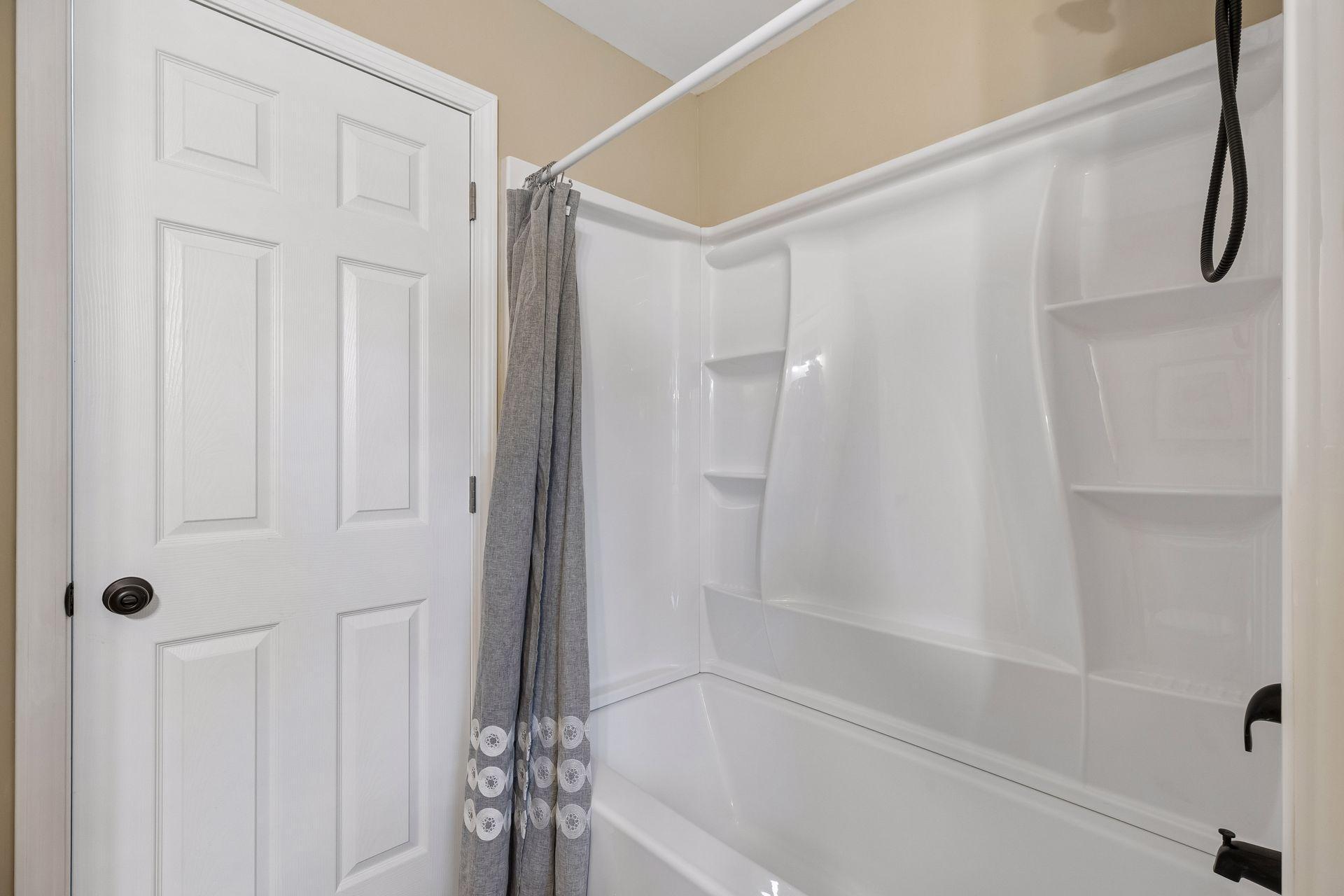 View of Residential at 6533 Wyoming Avenue, Brooklyn Park MN 55428, Brooklyn Park (27 of 70) - Mike Wilen | Minnesota Team Real Estate