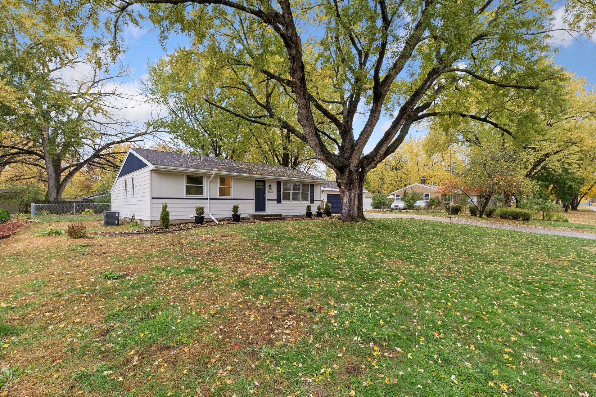 View of Residential at 6533 Wyoming Avenue, Brooklyn Park MN 55428, Brooklyn Park (8 of 70) - Mike Wilen | Minnesota Team Real Estate