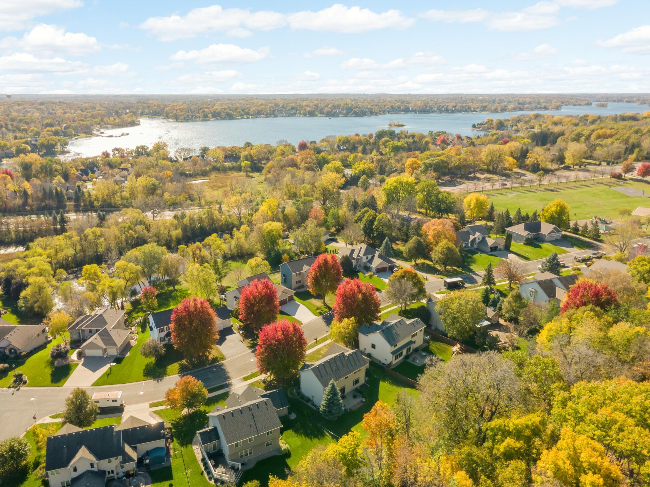 View of Residential at 8924 Heatherton Ridge Drive, Savage MN 55378, Savage (43 of 53) - Mike Wilen | Minnesota Team Real Estate