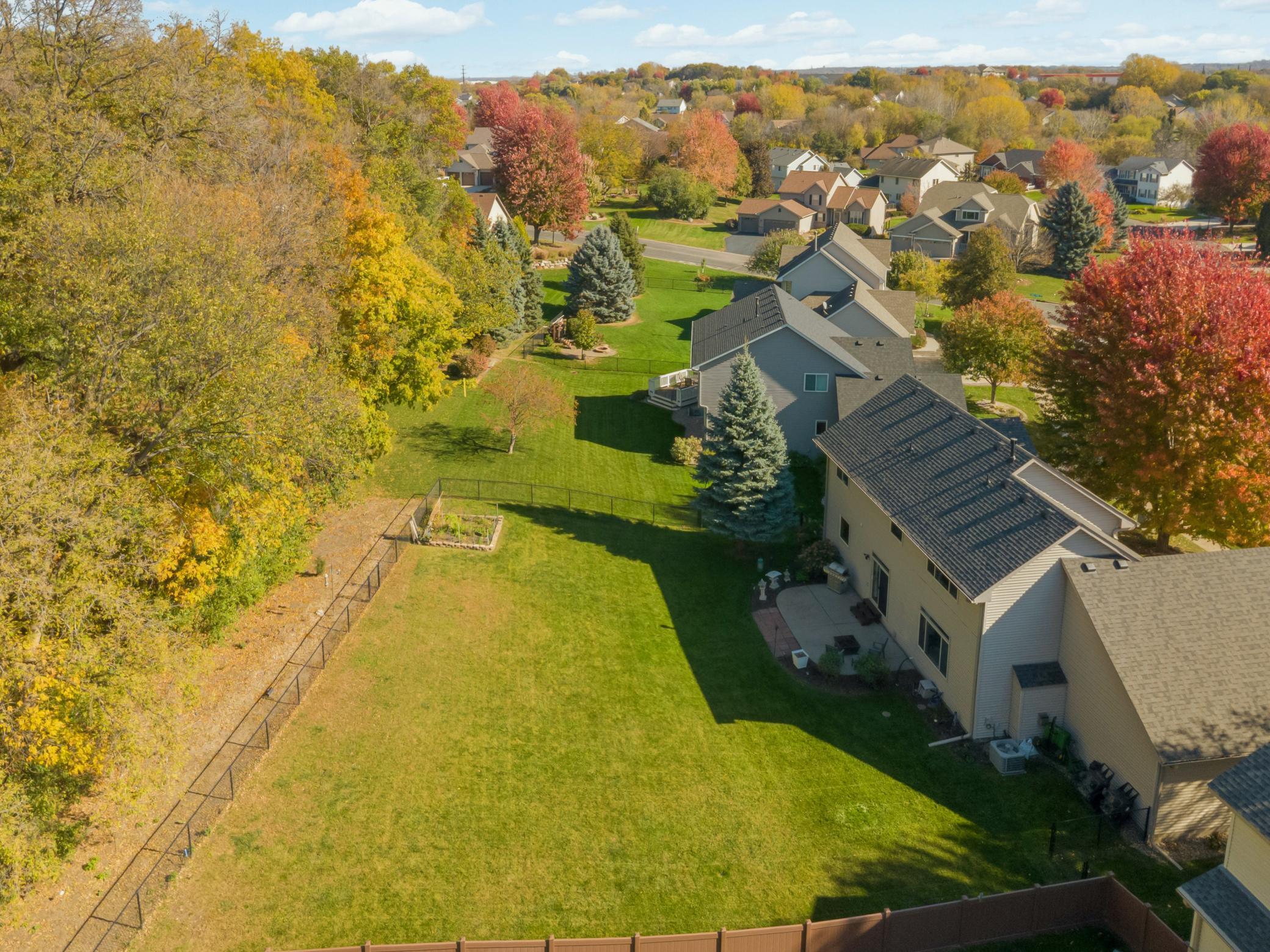 View of Residential at 8924 Heatherton Ridge Drive, Savage MN 55378, Savage (40 of 53) - Mike Wilen | Minnesota Team Real Estate