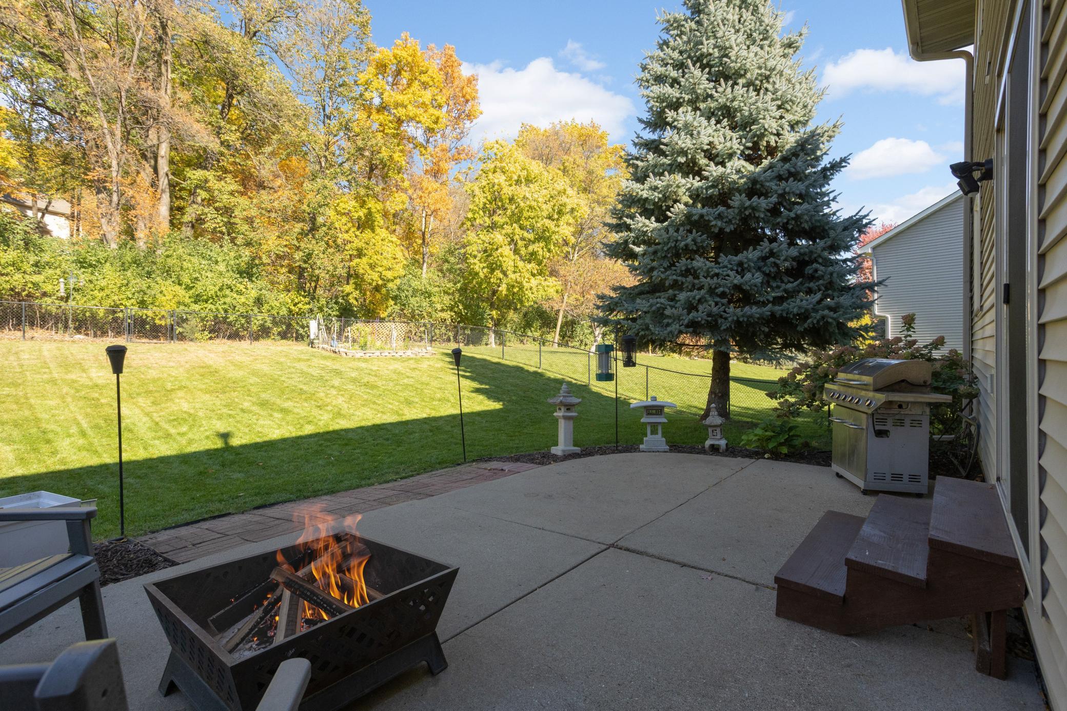 View of Residential at 8924 Heatherton Ridge Drive, Savage MN 55378, Savage (34 of 53) - Mike Wilen | Minnesota Team Real Estate