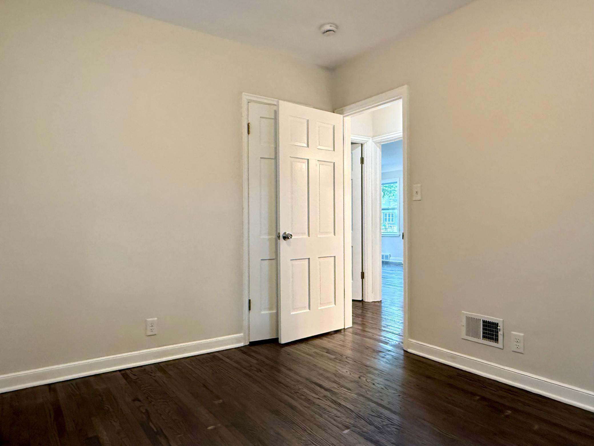View of Residential at 1496 Hamline Avenue, Saint Paul MN 55108, Saint Paul (11 of 33) - Mike Wilen | Minnesota Team Real Estate