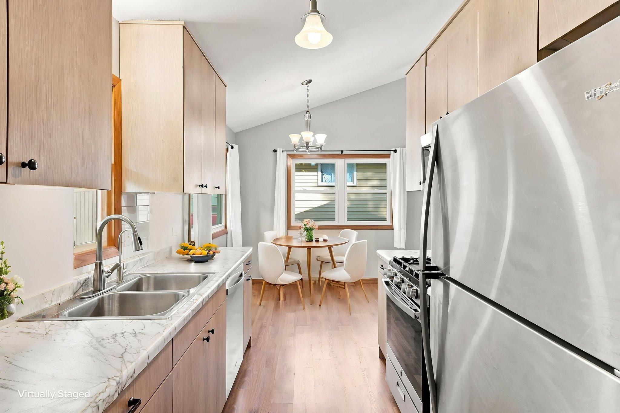 View of Residential at 725 50 1/2 Avenue, Columbia Heights MN 55421, Columbia Heights (9 of 46) - Mike Wilen | Minnesota Team Real Estate