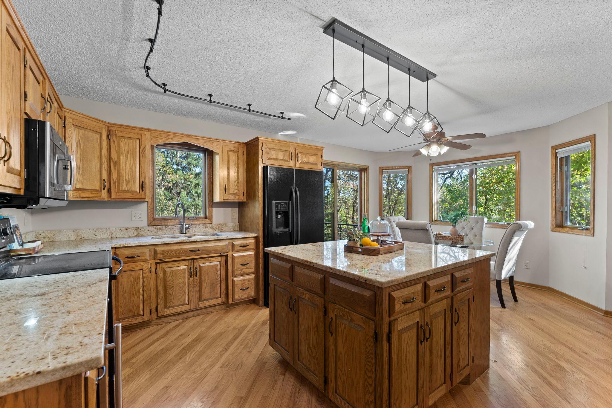 View of Residential at 4640 Parkcliff Drive, Eagan MN 55123, Eagan (27 of 88) - Mike Wilen | Minnesota Team Real Estate