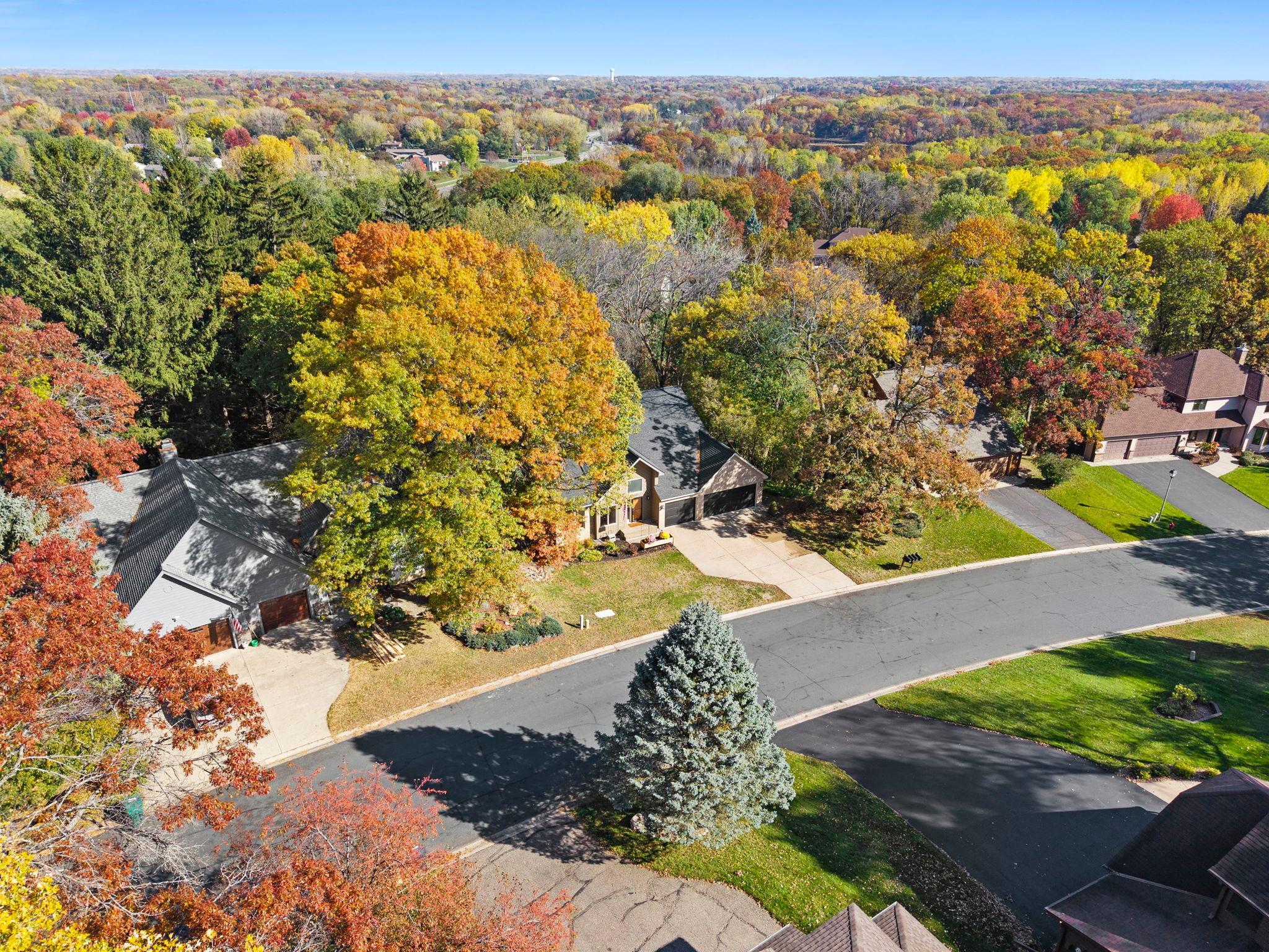 View of Residential at 4640 Parkcliff Drive, Eagan MN 55123, Eagan (7 of 88) - Mike Wilen | Minnesota Team Real Estate