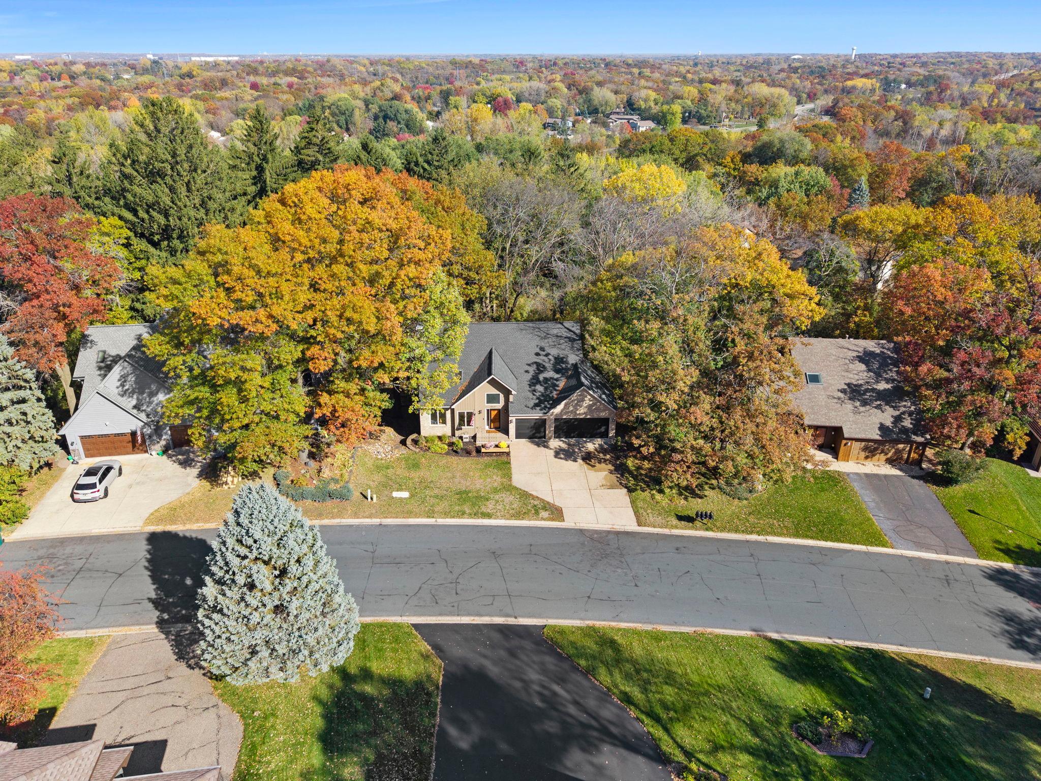 View of Residential at 4640 Parkcliff Drive, Eagan MN 55123, Eagan (6 of 88) - Mike Wilen | Minnesota Team Real Estate