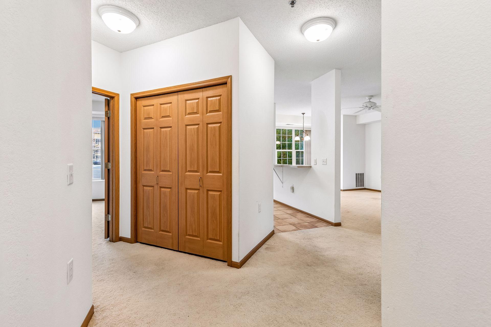 View of Residential at 15001 Burnhaven Drive #120, Burnsville MN 55306, Burnsville (28 of 60) - Mike Wilen | Minnesota Team Real Estate