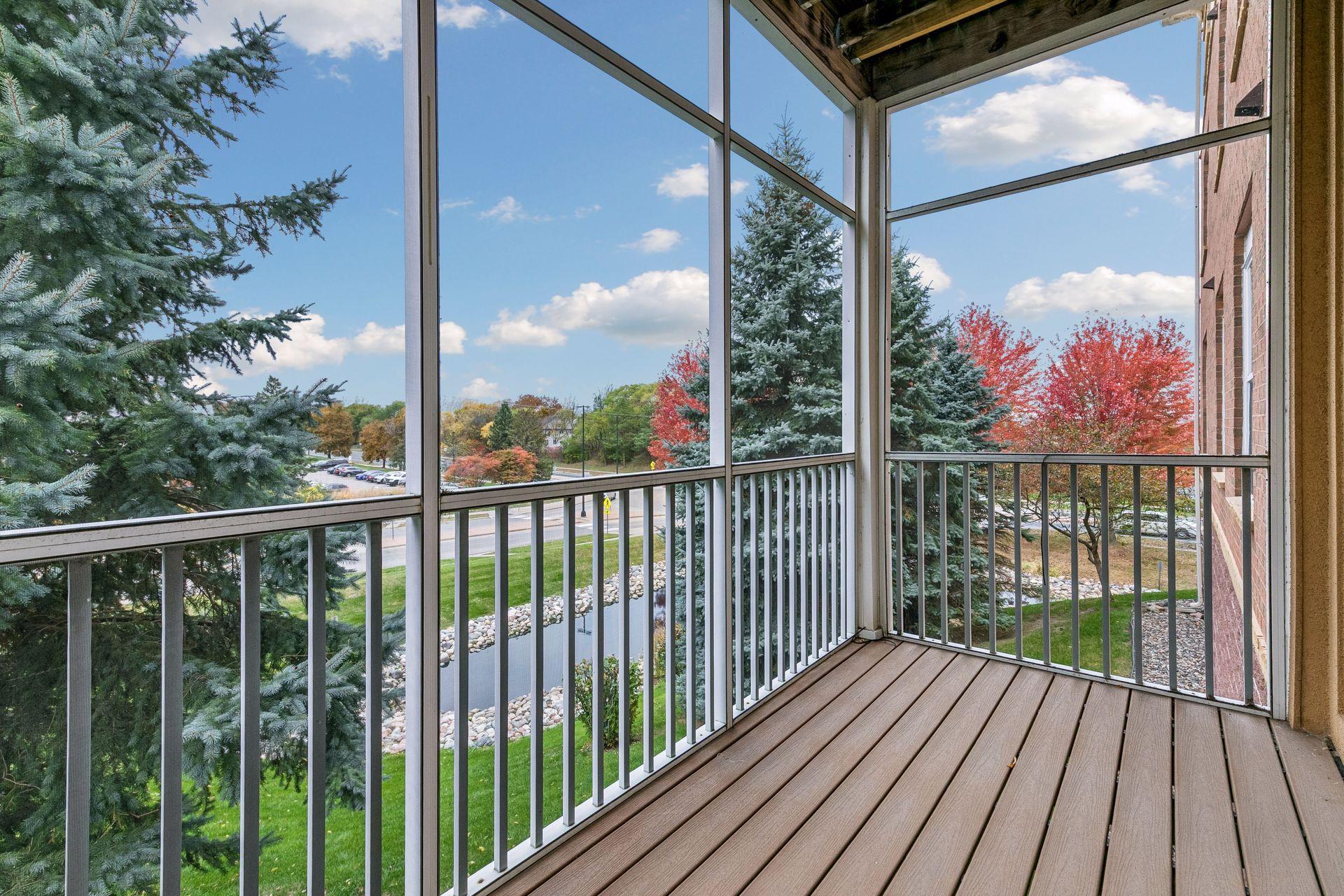 View of Residential at 15001 Burnhaven Drive #120, Burnsville MN 55306, Burnsville (26 of 60) - Mike Wilen | Minnesota Team Real Estate