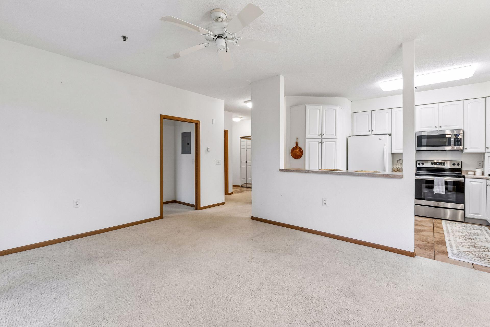 View of Residential at 15001 Burnhaven Drive #120, Burnsville MN 55306, Burnsville (23 of 60) - Mike Wilen | Minnesota Team Real Estate