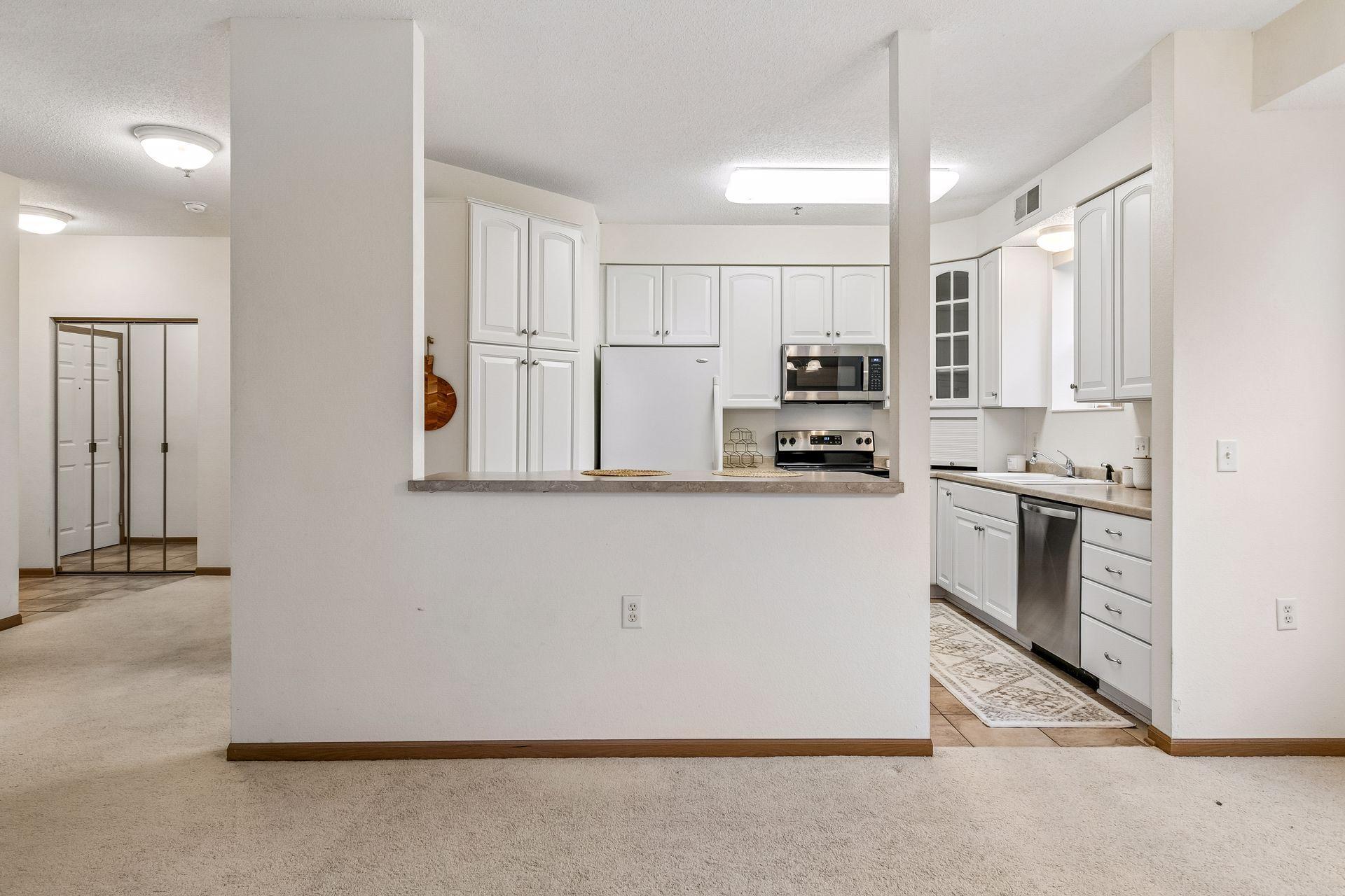 View of Residential at 15001 Burnhaven Drive #120, Burnsville MN 55306, Burnsville (21 of 60) - Mike Wilen | Minnesota Team Real Estate