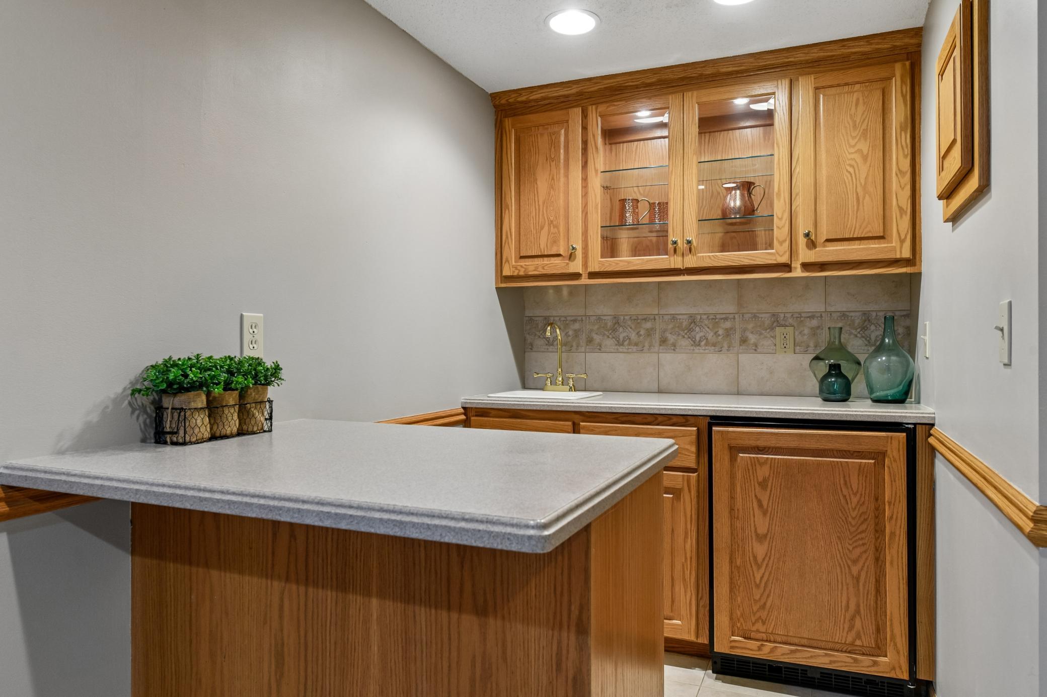 View of Residential at 26145 Oak Leaf Trail, Shorewood MN 55331, Shorewood (19 of 23) - Mike Wilen | Minnesota Team Real Estate