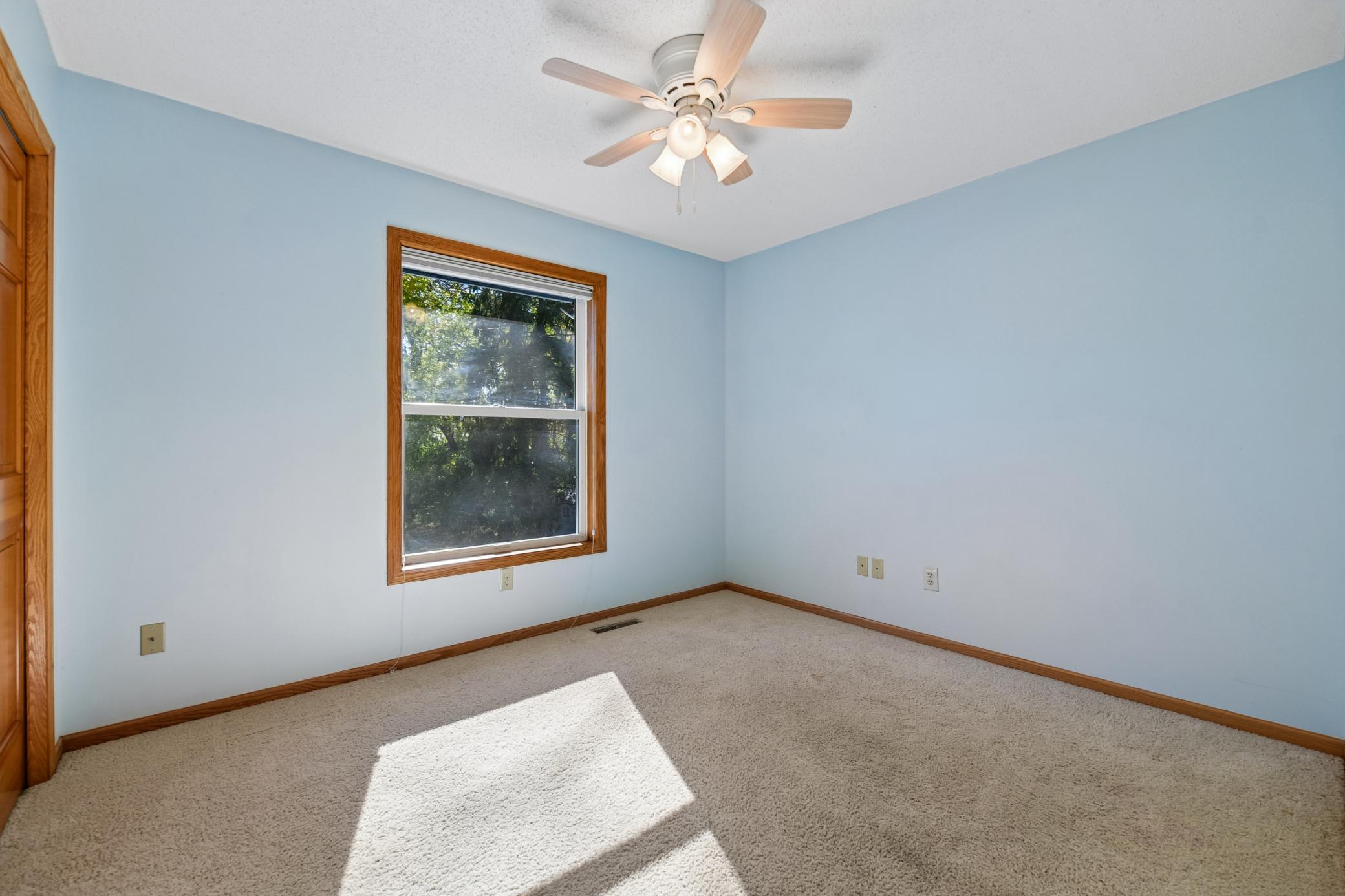 View of Residential at 26145 Oak Leaf Trail, Shorewood MN 55331, Shorewood (17 of 23) - Mike Wilen | Minnesota Team Real Estate