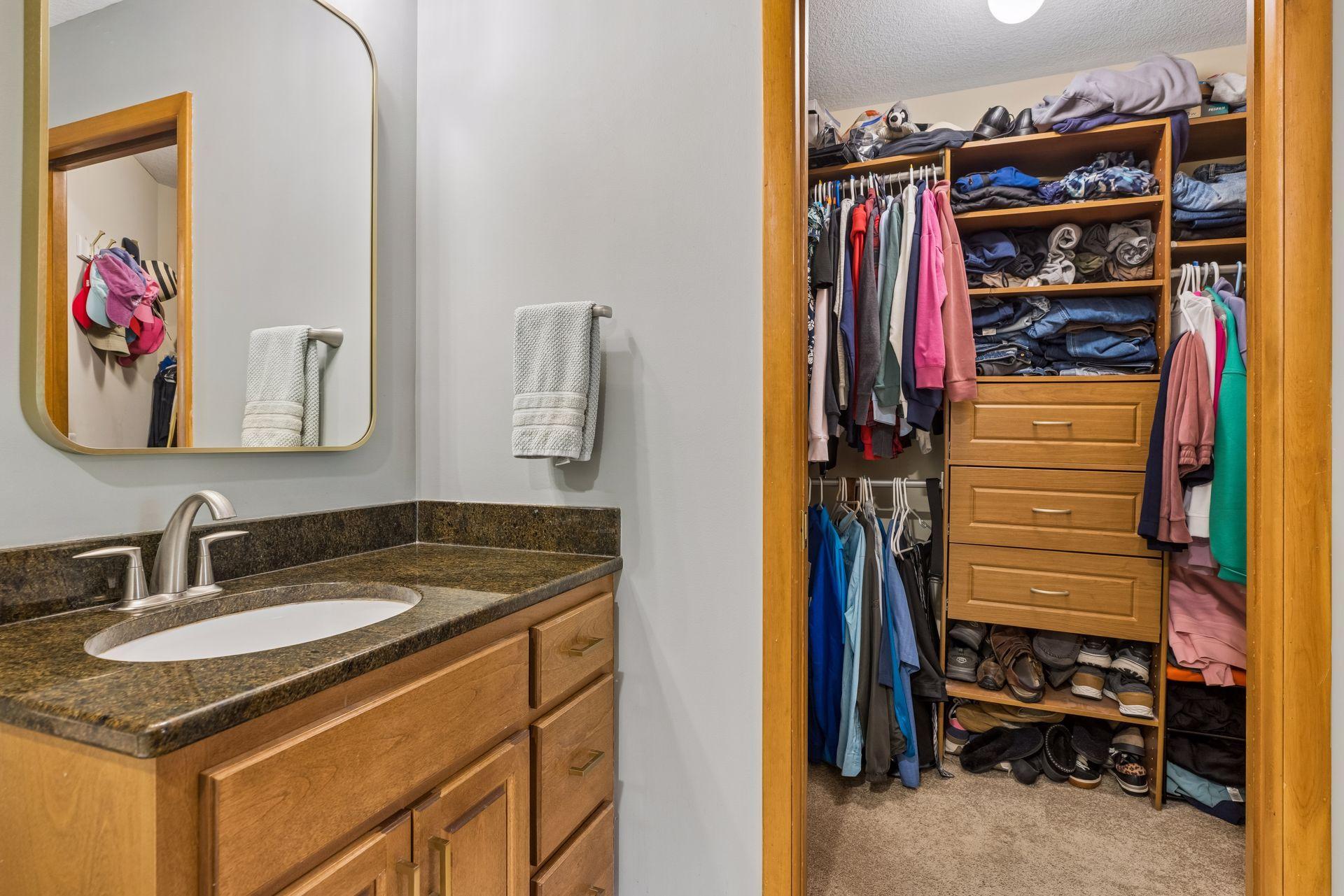 View of Residential at 22 Carvers Green, Chaska MN 55318, Chaska (23 of 33) - Mike Wilen | Minnesota Team Real Estate