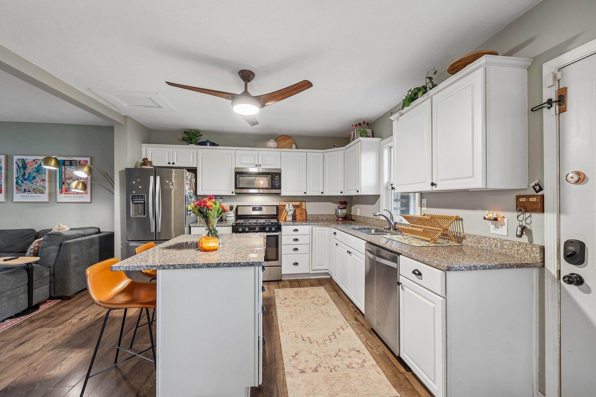 View of Residential at 199 Butler Avenue, West Saint Paul MN 55118, West Saint Paul (17 of 43) - Mike Wilen | Minnesota Team Real Estate