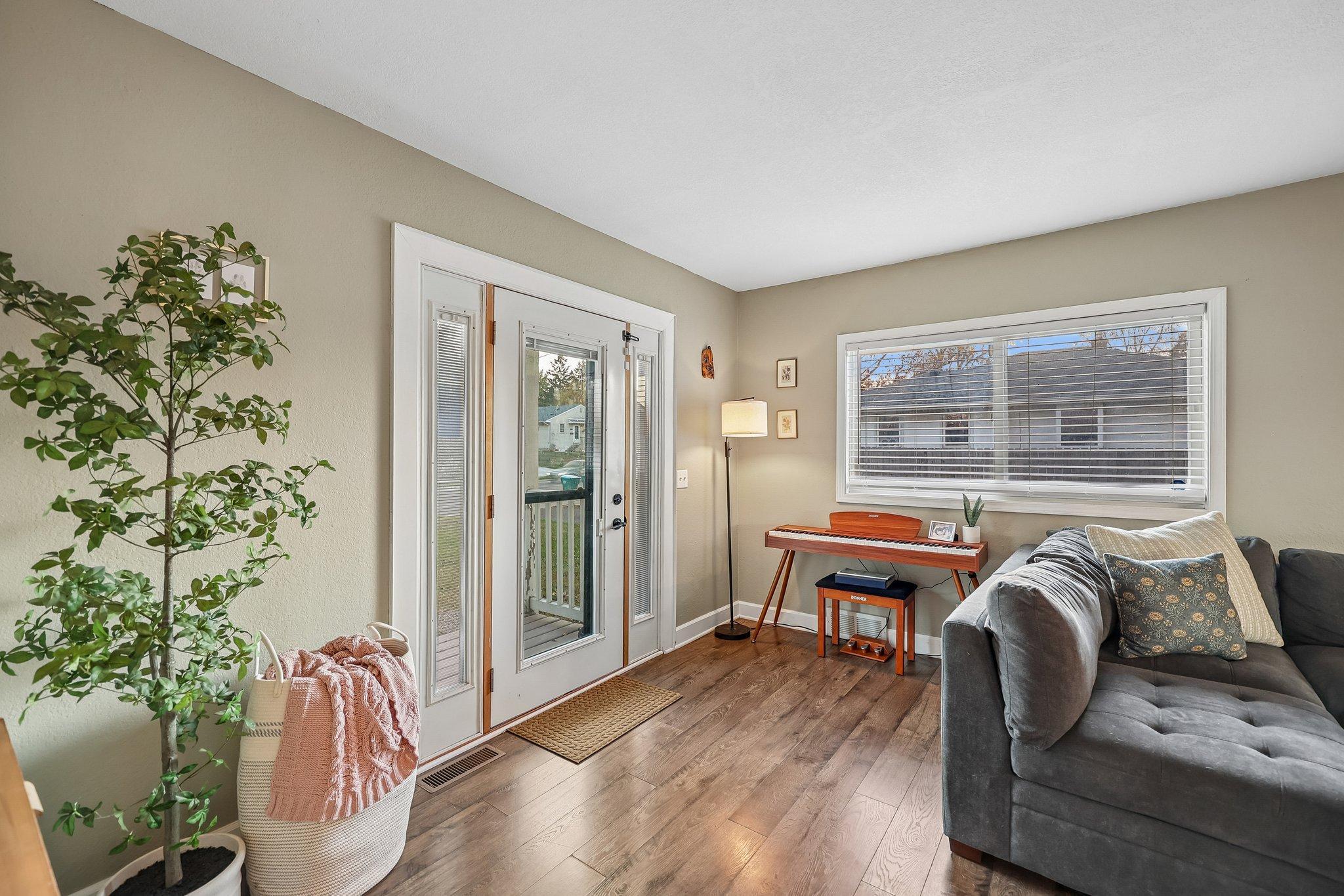 View of Residential at 199 Butler Avenue, West Saint Paul MN 55118, West Saint Paul (8 of 43) - Mike Wilen | Minnesota Team Real Estate