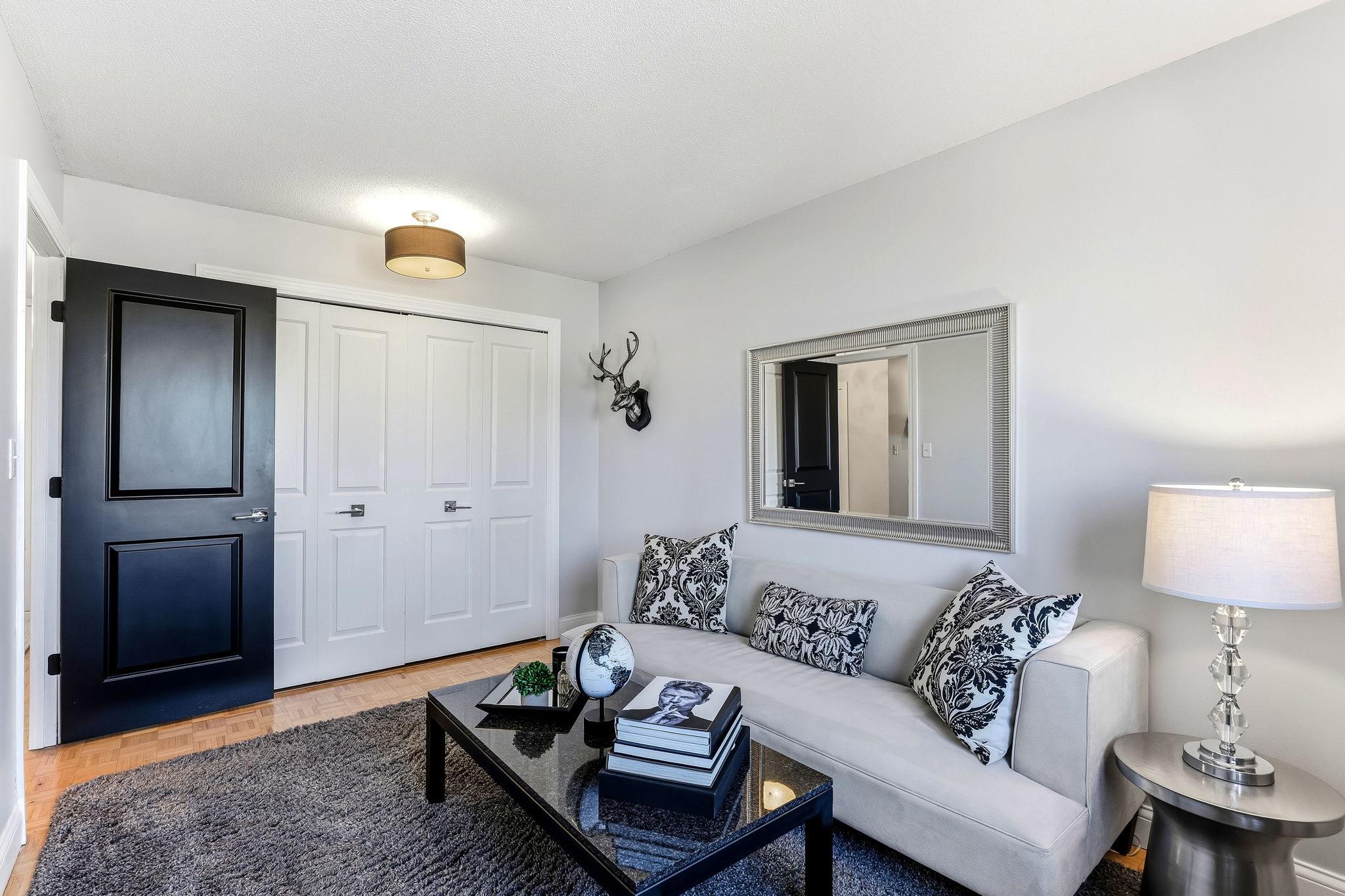View of Residential at 410 Groveland Avenue #902, Minneapolis MN 55403, Minneapolis (17 of 41) - Mike Wilen | Minnesota Team Real Estate