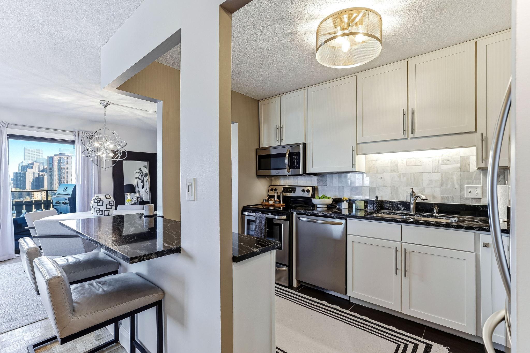 View of Residential at 410 Groveland Avenue #902, Minneapolis MN 55403, Minneapolis (4 of 41) - Mike Wilen | Minnesota Team Real Estate