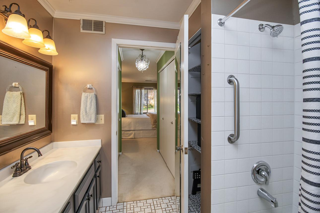 View of Residential at 1450 Bidwell Street #204, West Saint Paul MN 55118, West Saint Paul (22 of 44) - Mike Wilen | Minnesota Team Real Estate